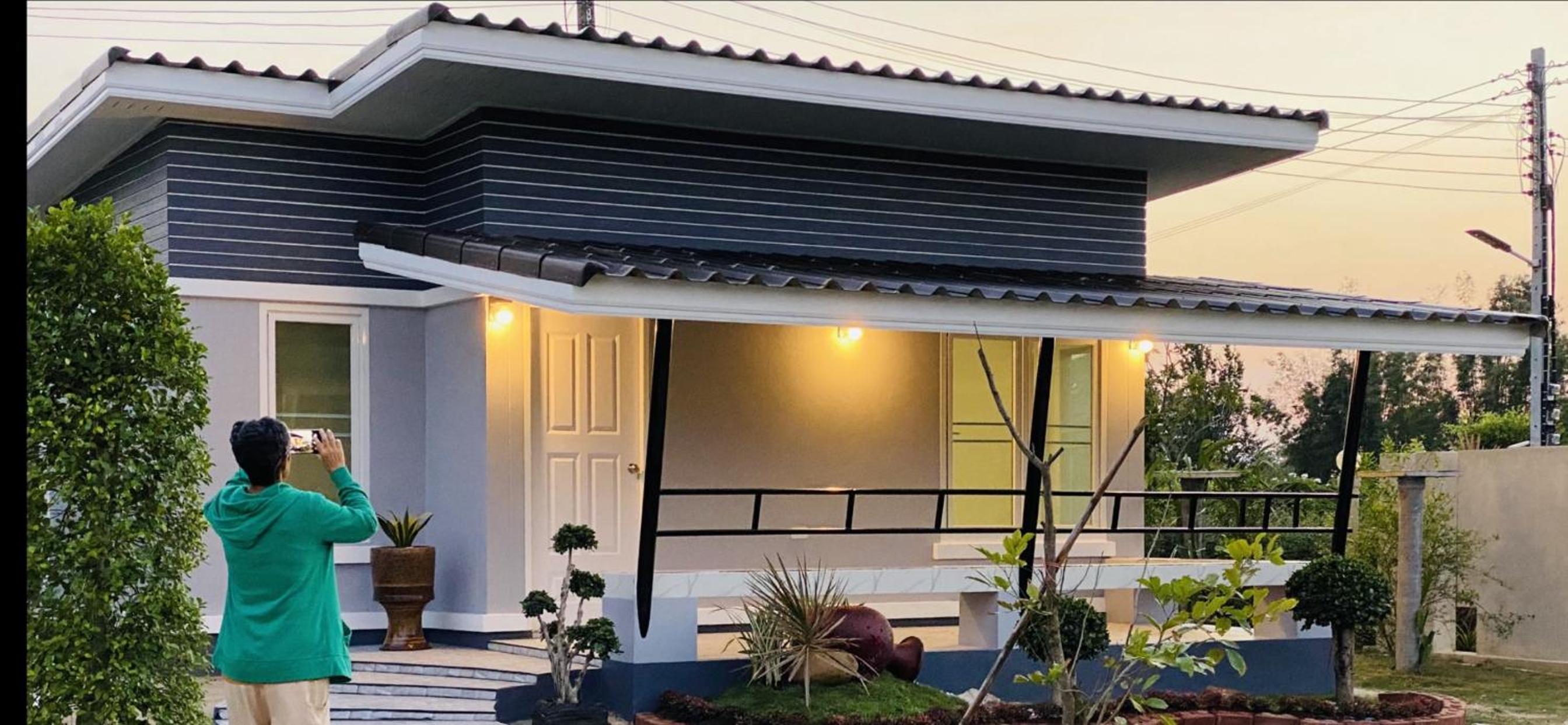 One-Bedroom Bungalow with Mountain View  - Photo 4