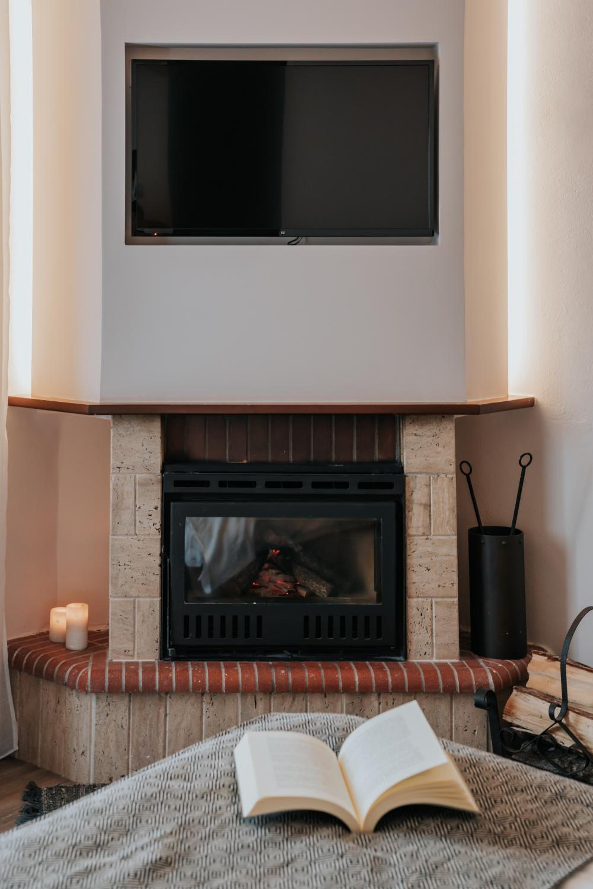 Deluxe Suite - Photo 11