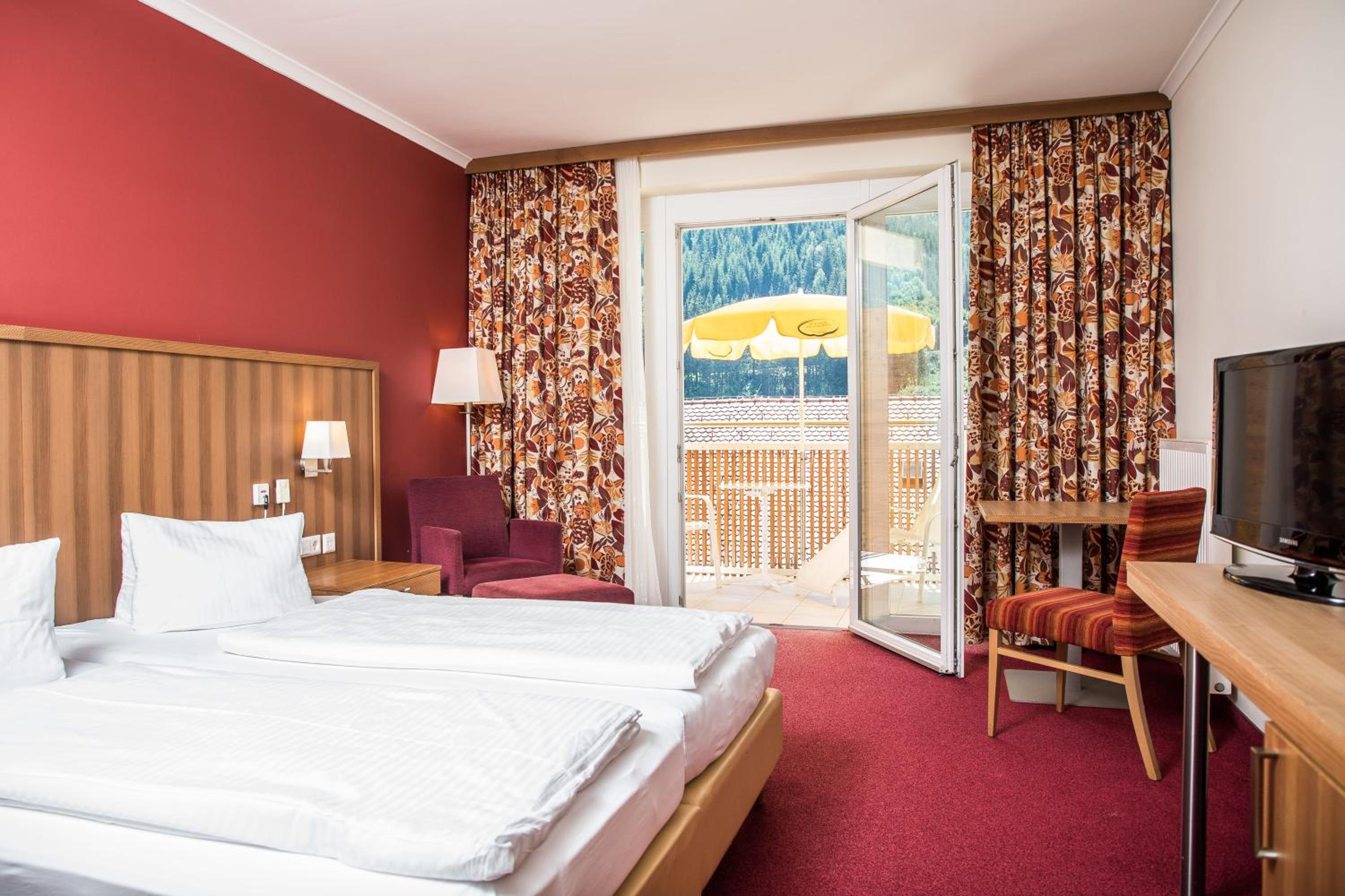 Standard Double Room photo 2