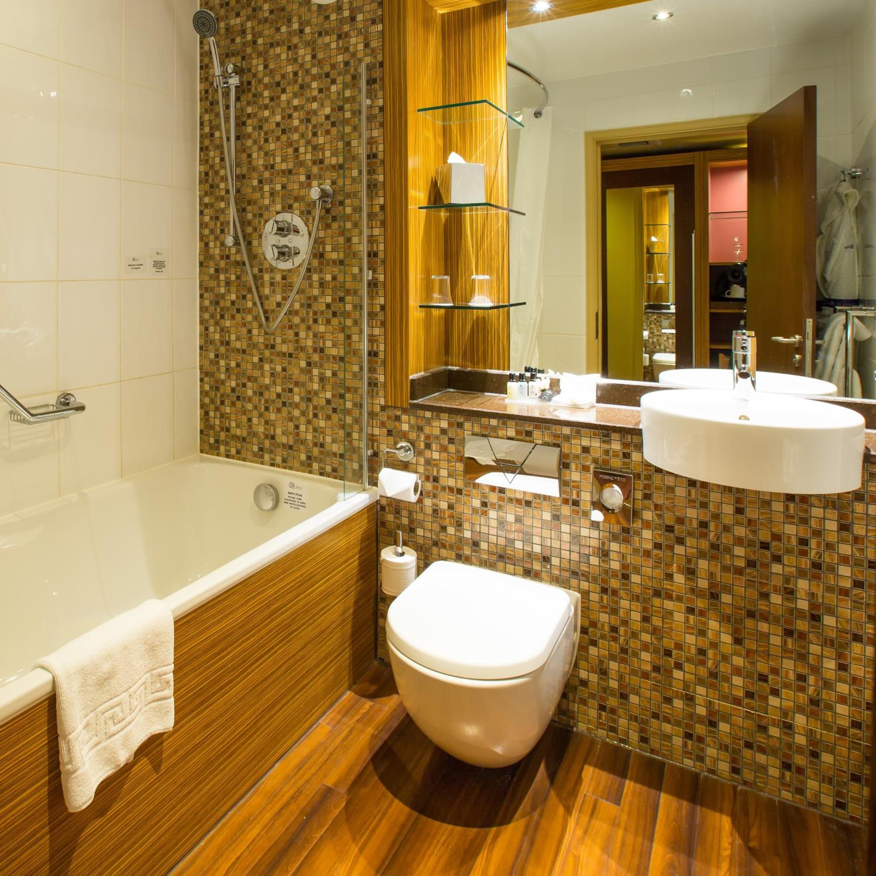 Superior King Room - Photo 4