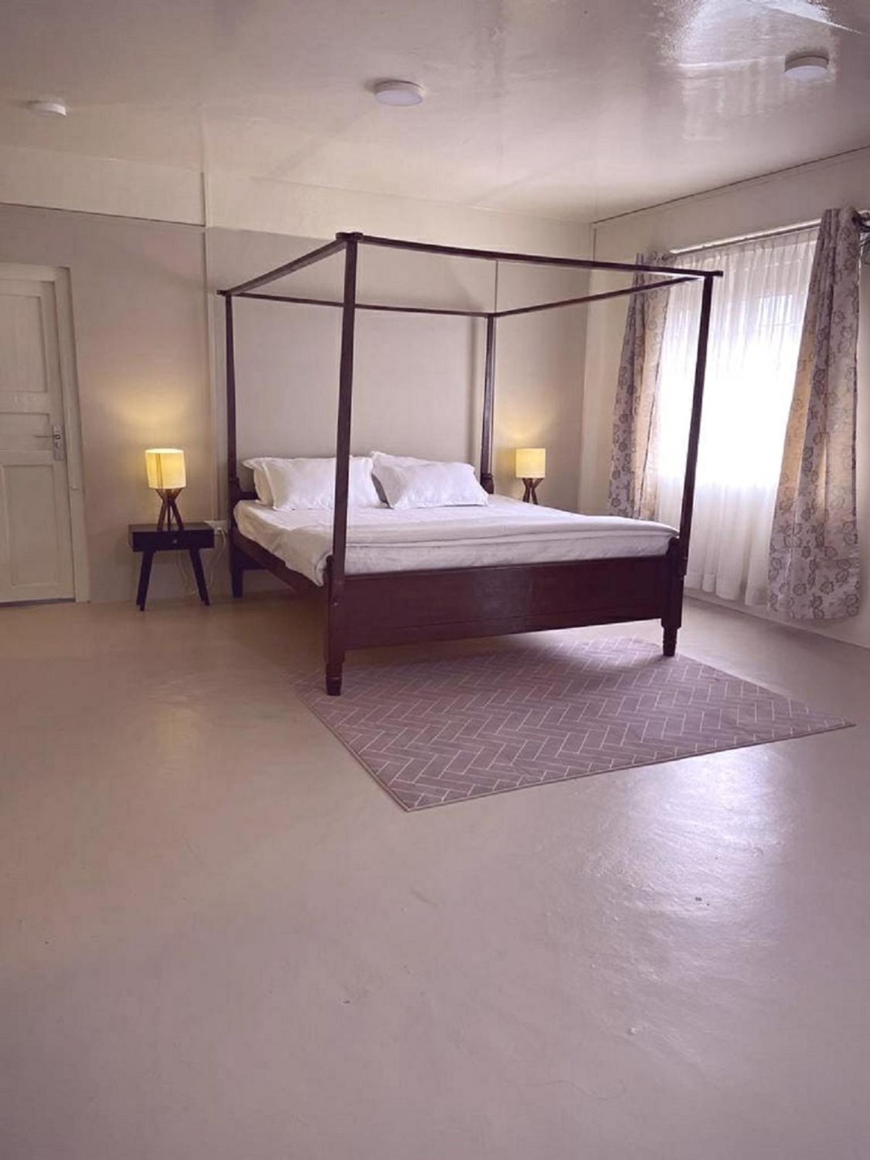Double Room - Photo 1