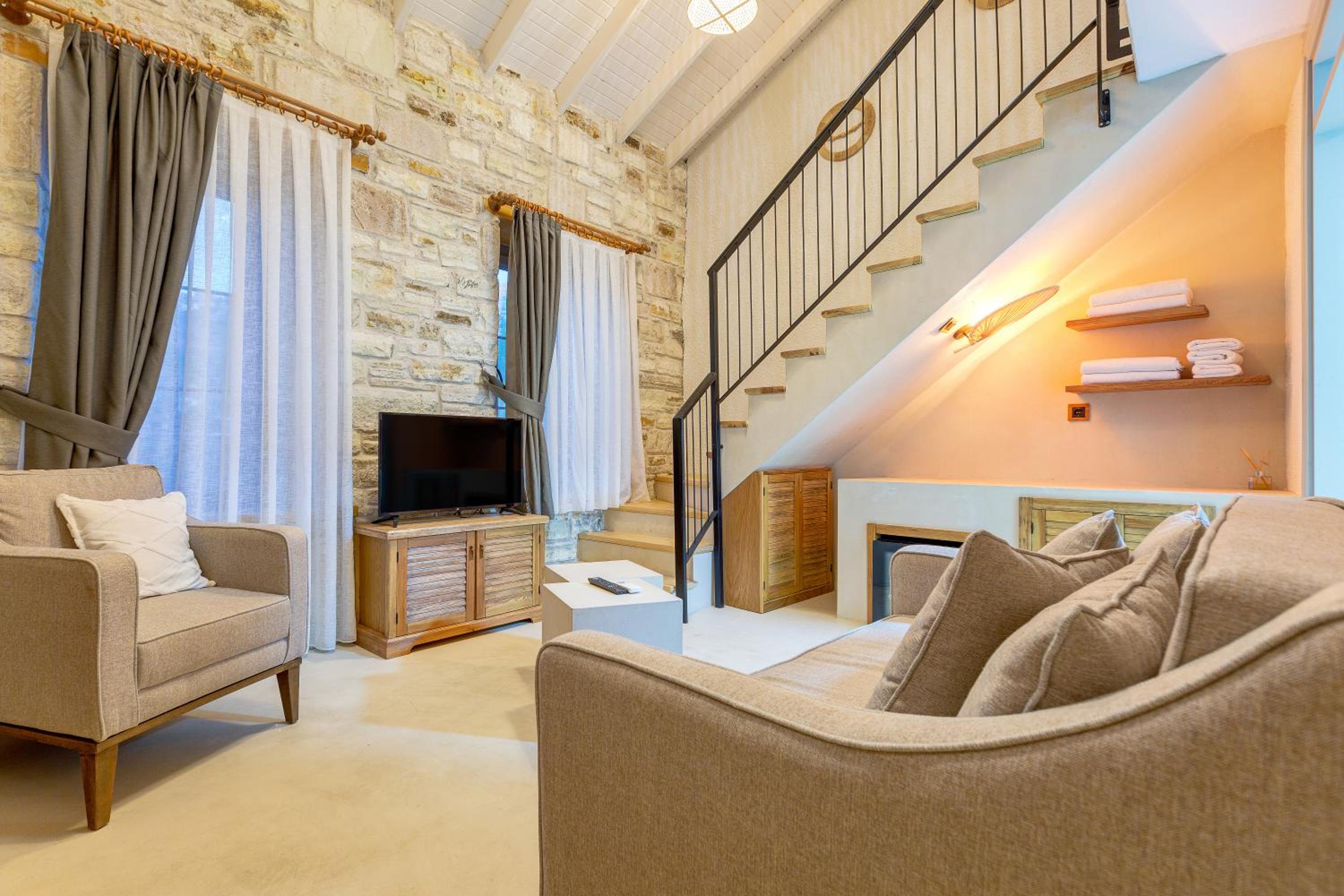 Suite with Garden View