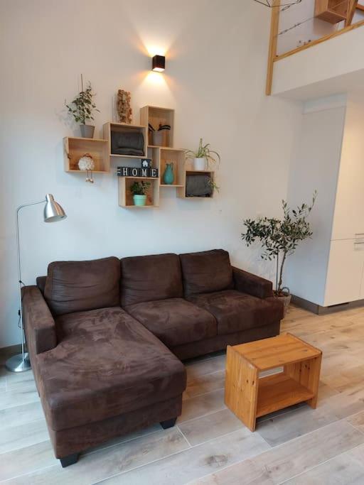 One-Bedroom Apartment photo 3