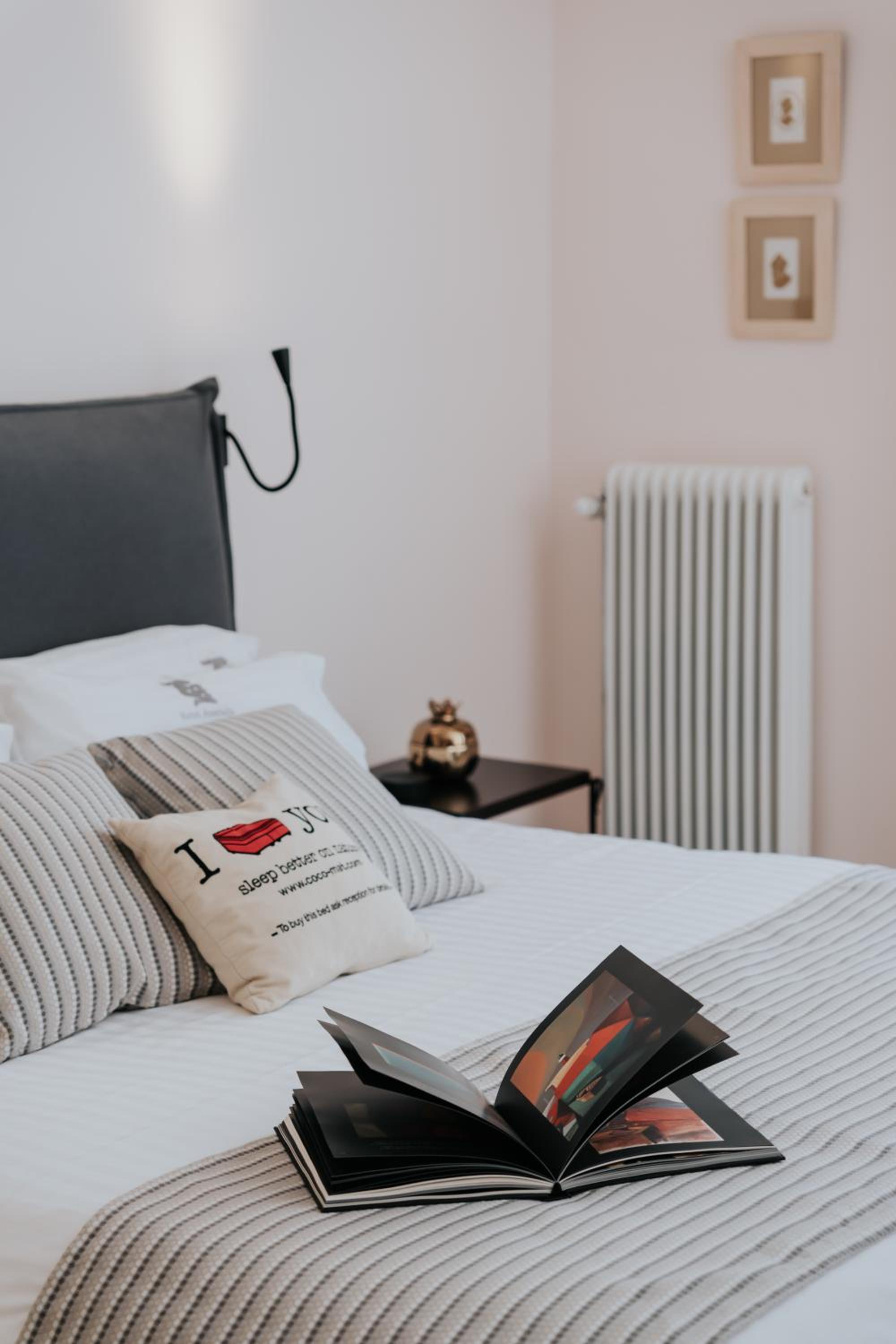 Deluxe Double Room with Fireplace - Photo 5