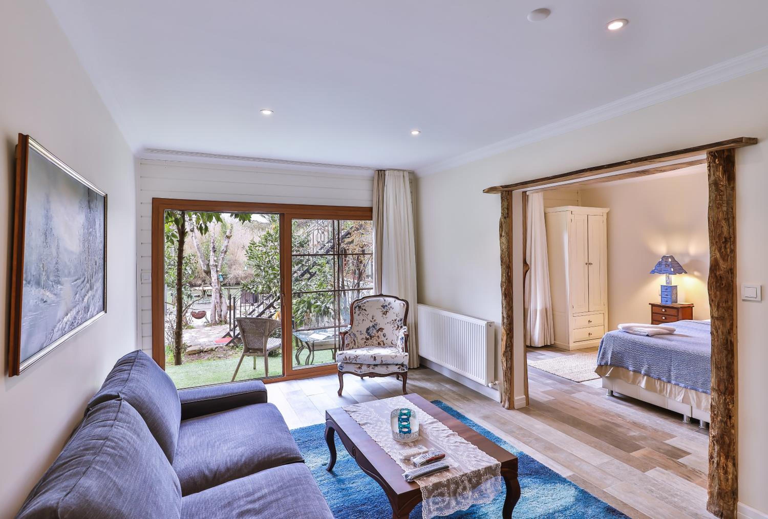 Junior Suite with Jacuzzi photo 1