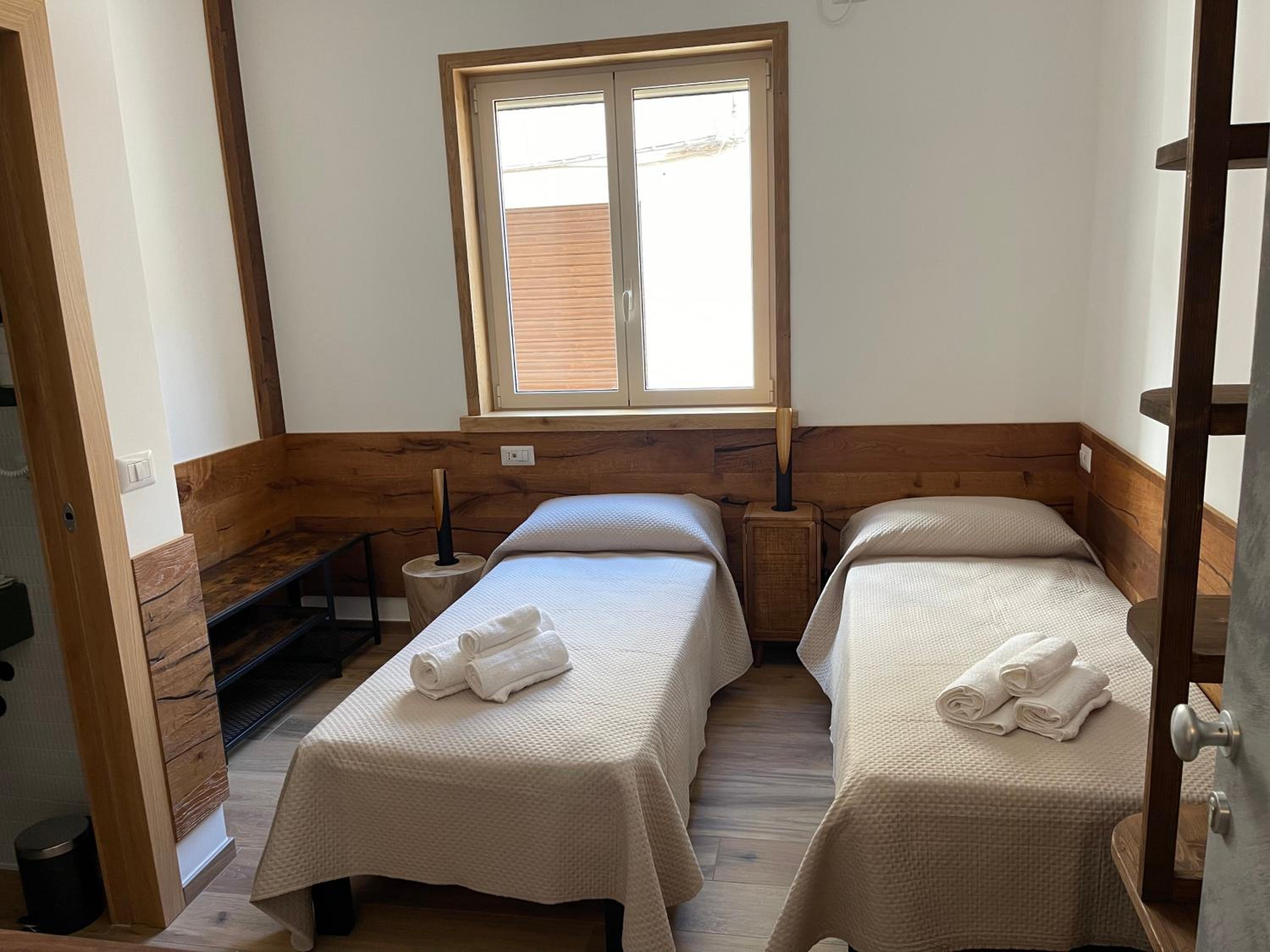 Double or Twin Room with Private Bathroom