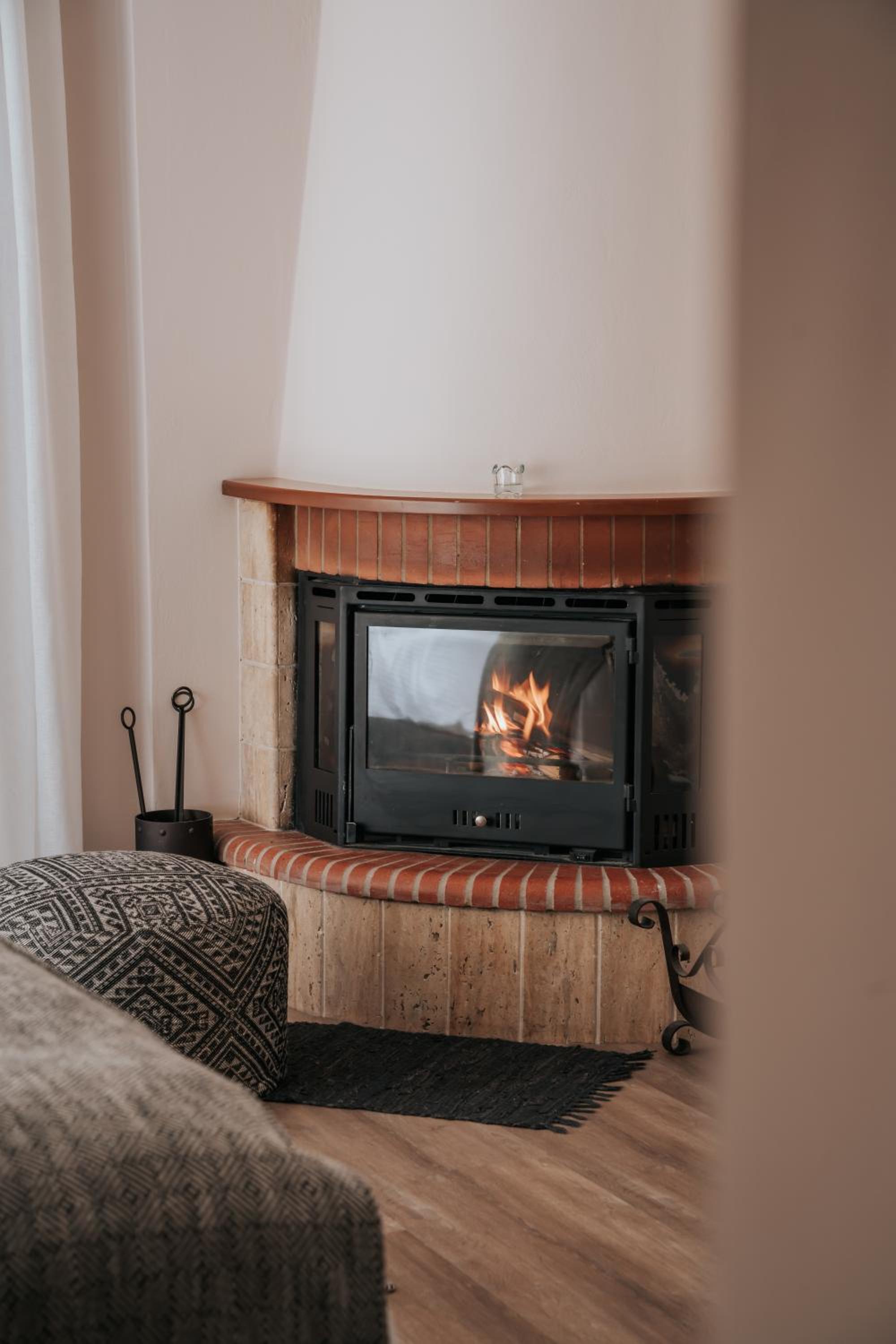 Deluxe Maisonette with Fireplace - Photo 7
