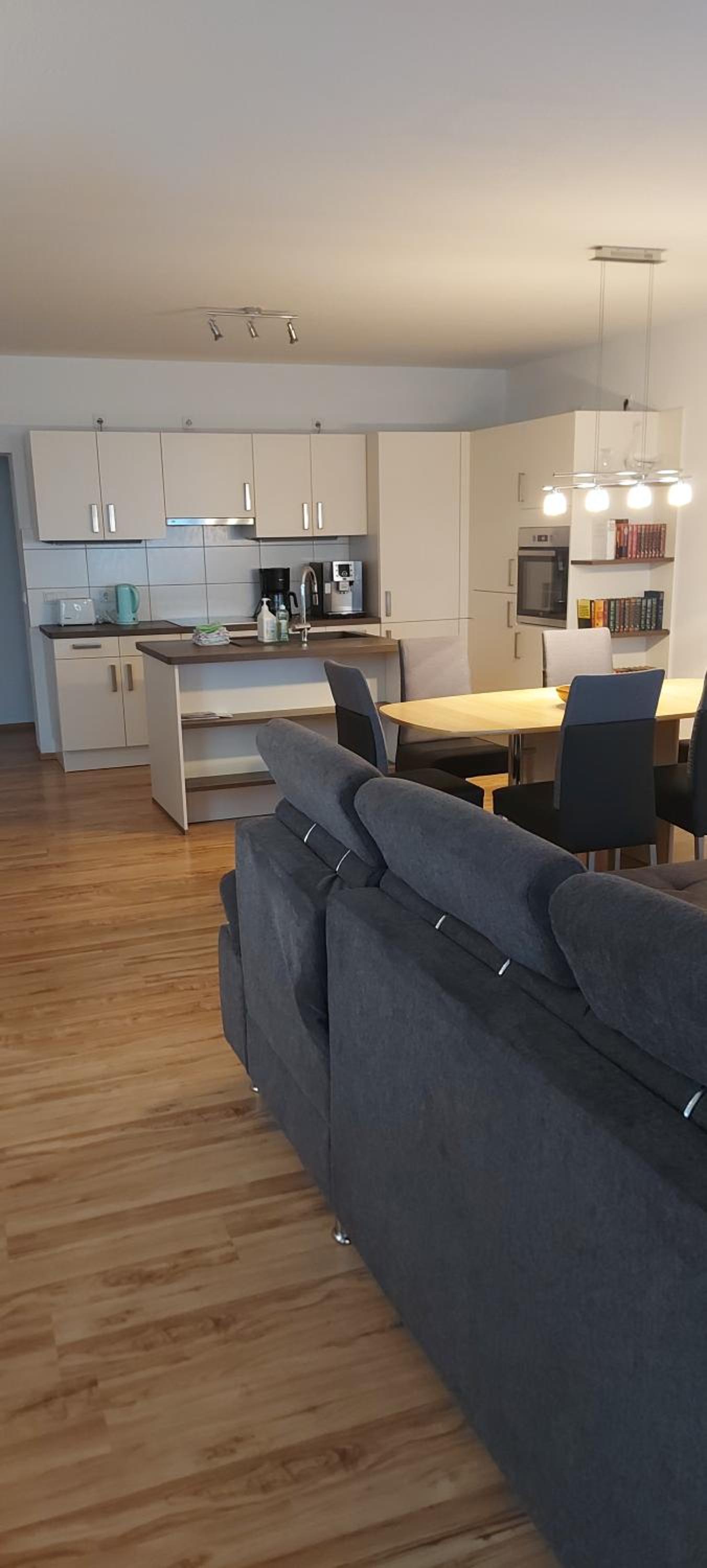 Two-Bedroom Apartment - Photo 5