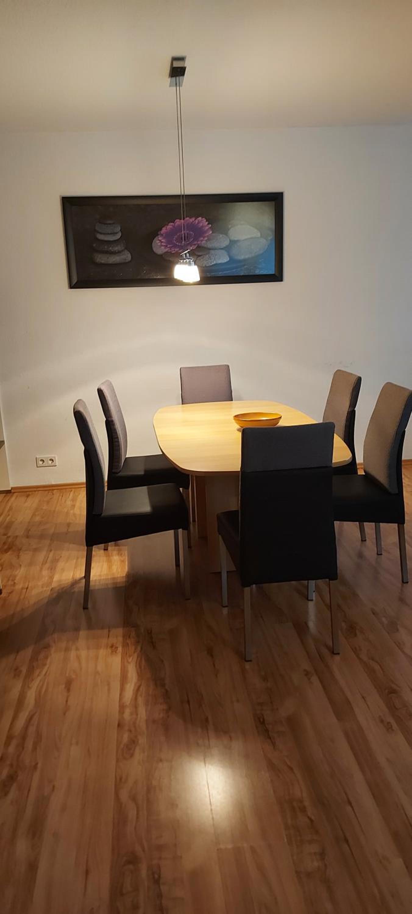 Two-Bedroom Apartment - Photo 2