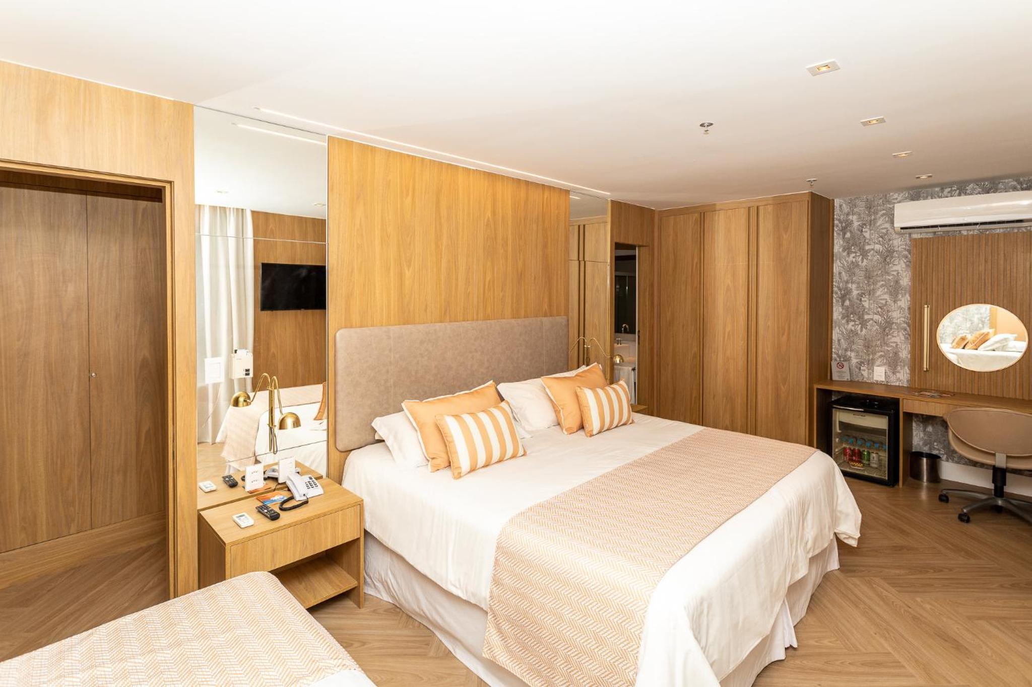 Luxury Triple Room
