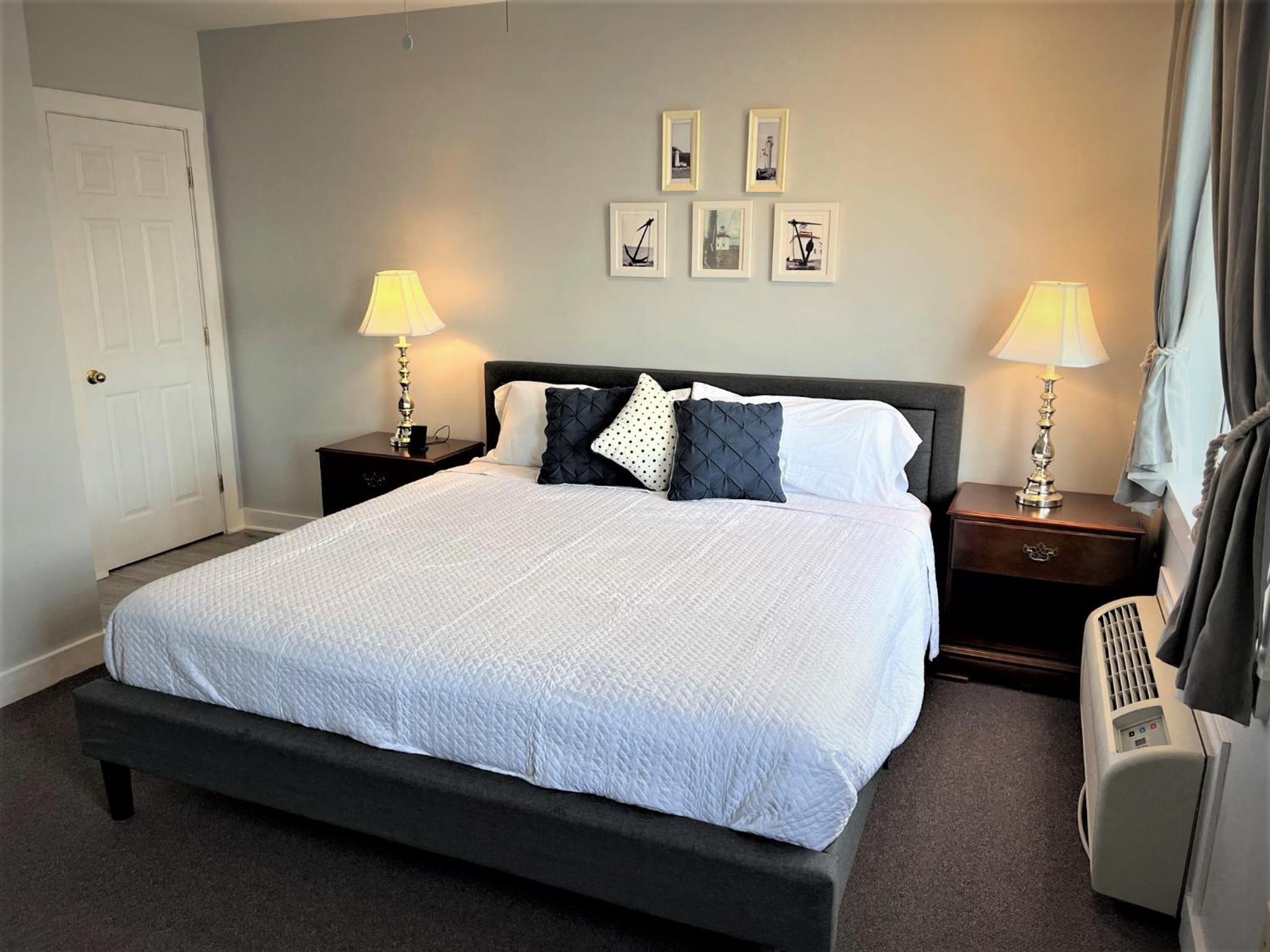 Deluxe King Room photo 3