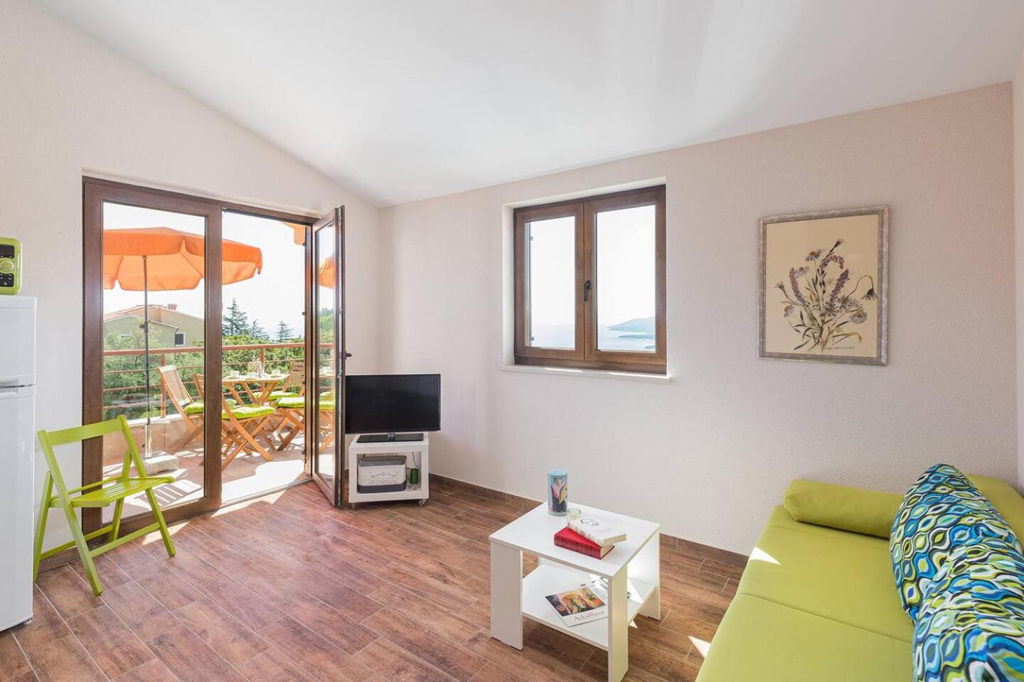Apartment with Sea View photo 1