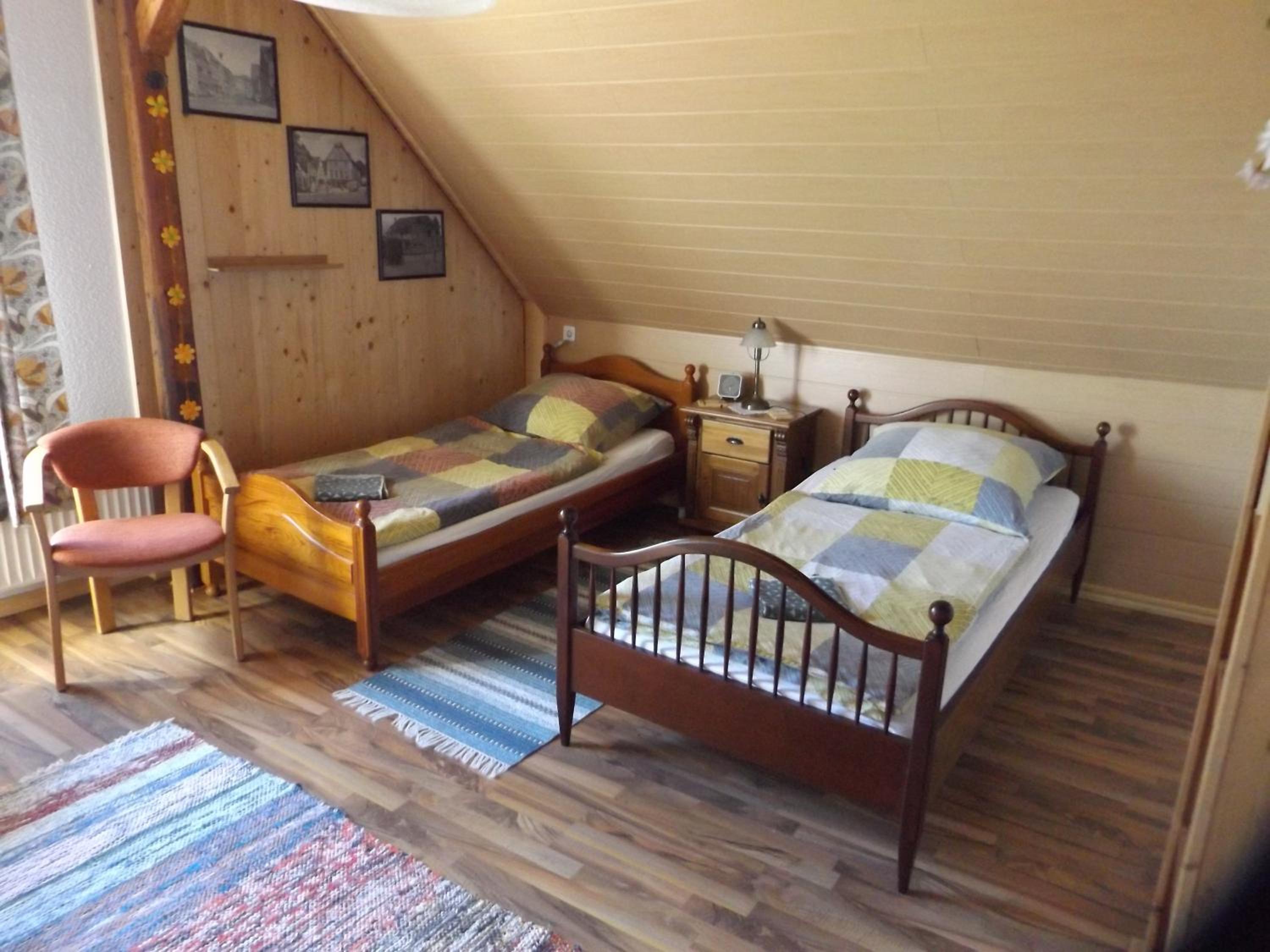 Large Twin Room photo 2