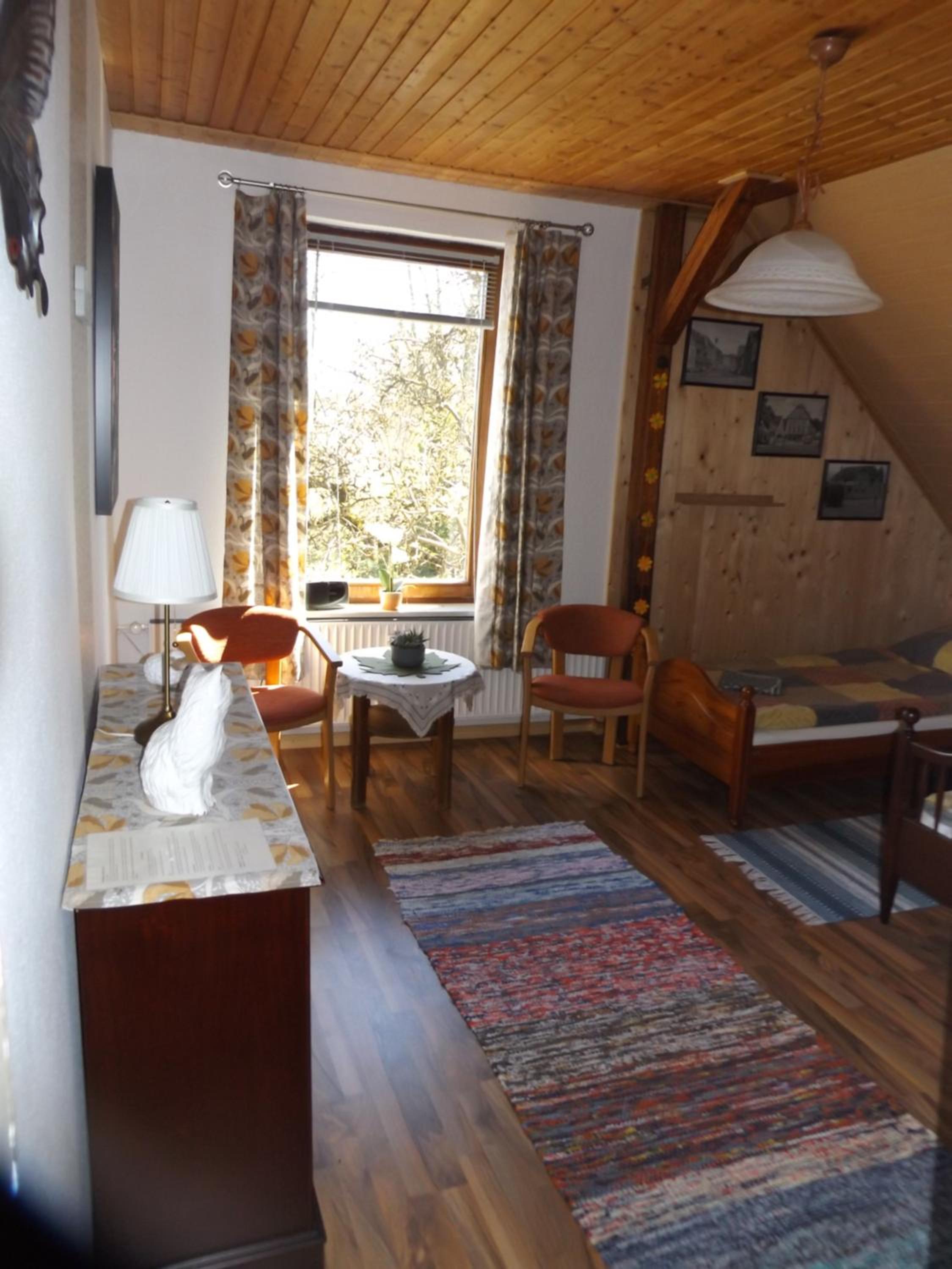 Large Twin Room photo 1