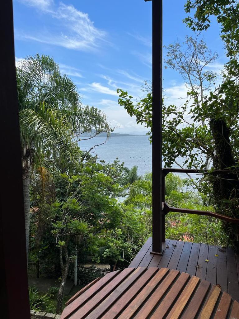 Deluxe Double Room with Balcony and Sea View photo 2