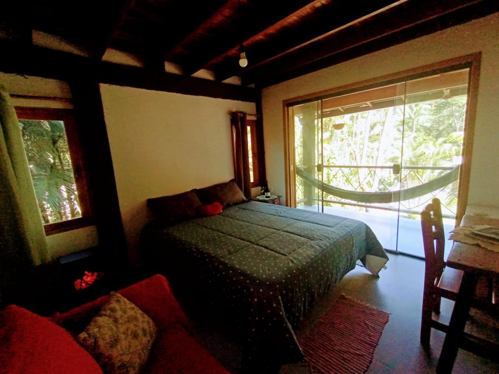 Queen Room With Shared Bathroom