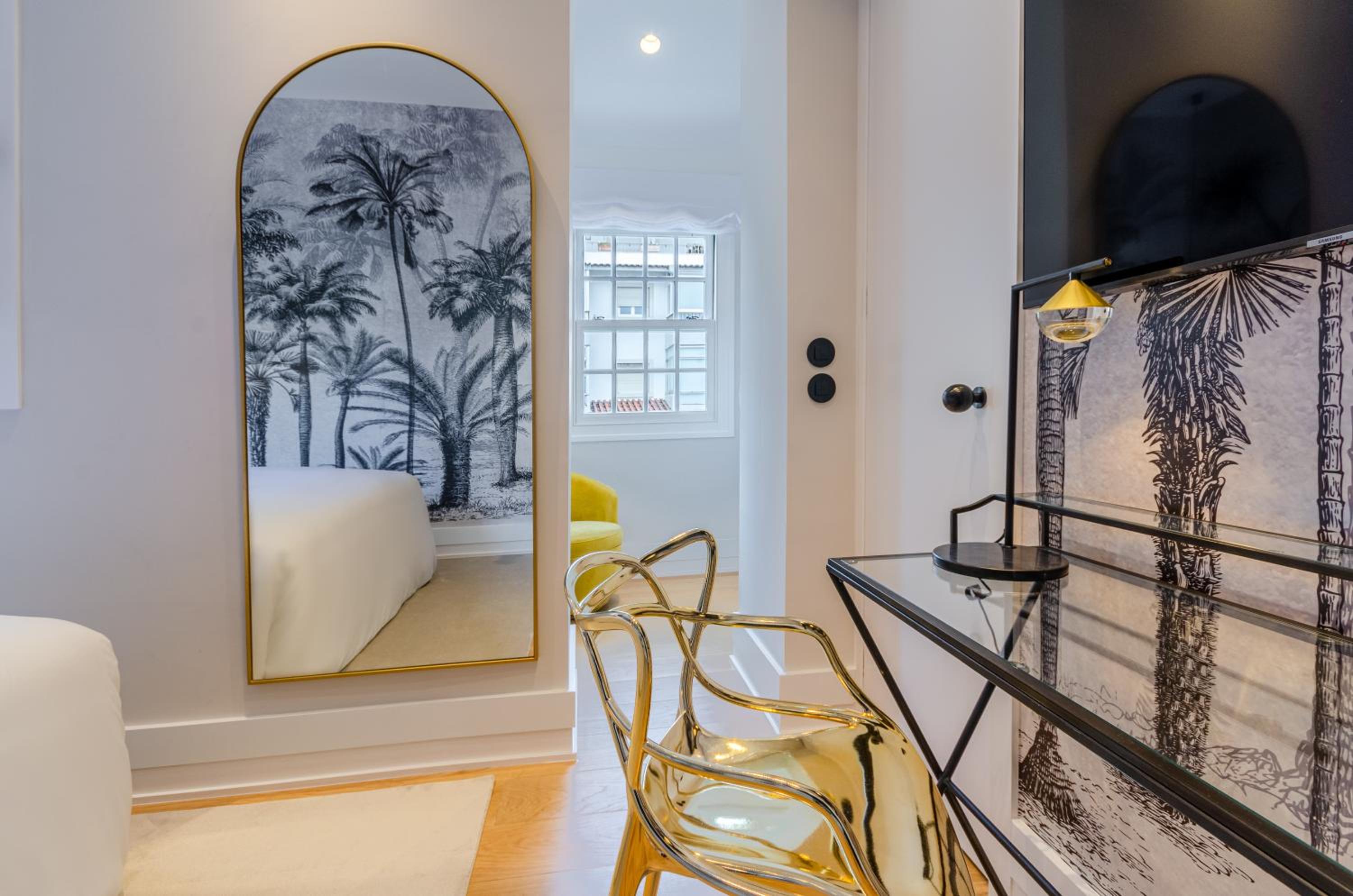Standard Double or Twin Room photo 3