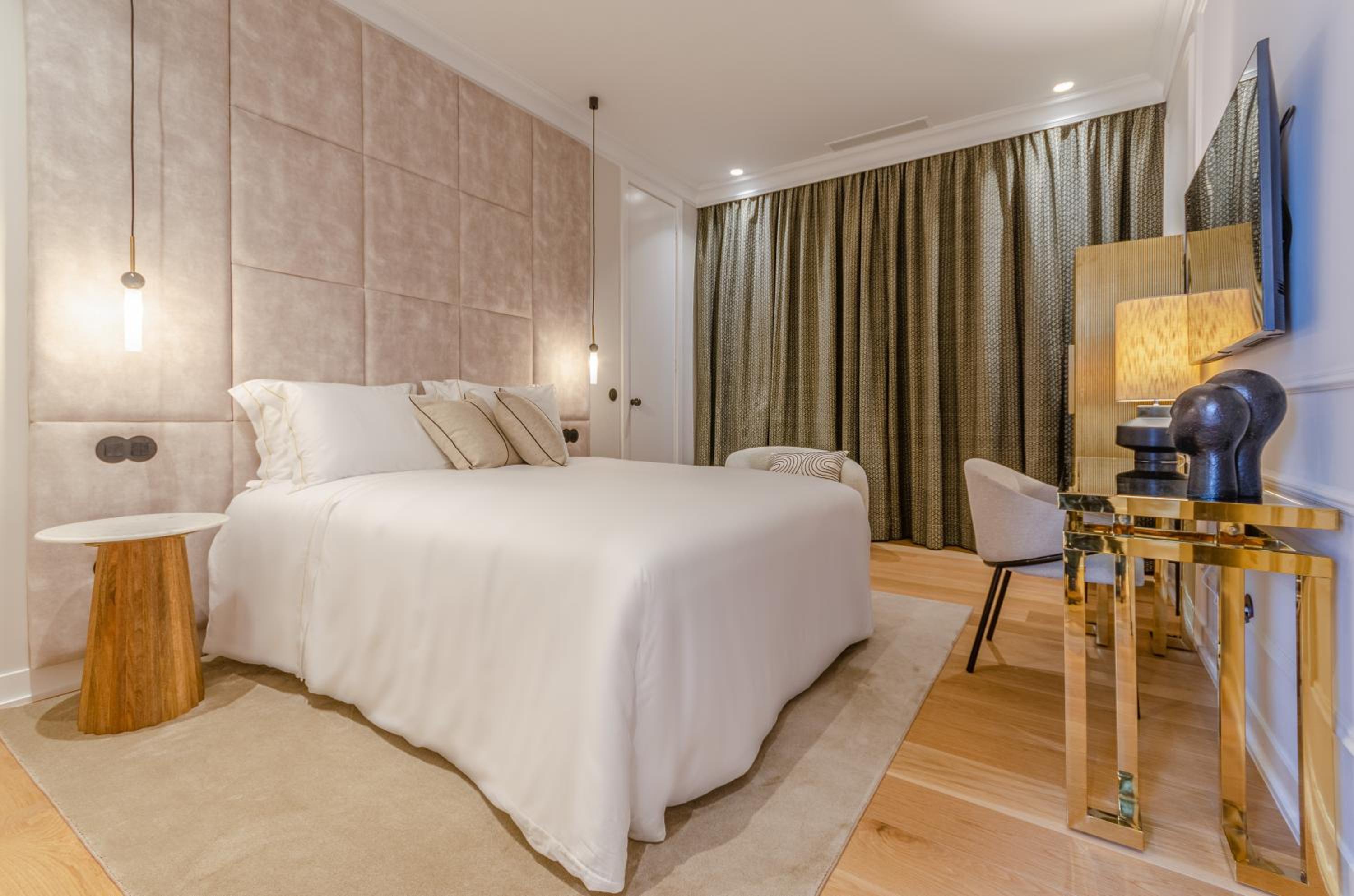 Superior Double or Twin Room photo 2