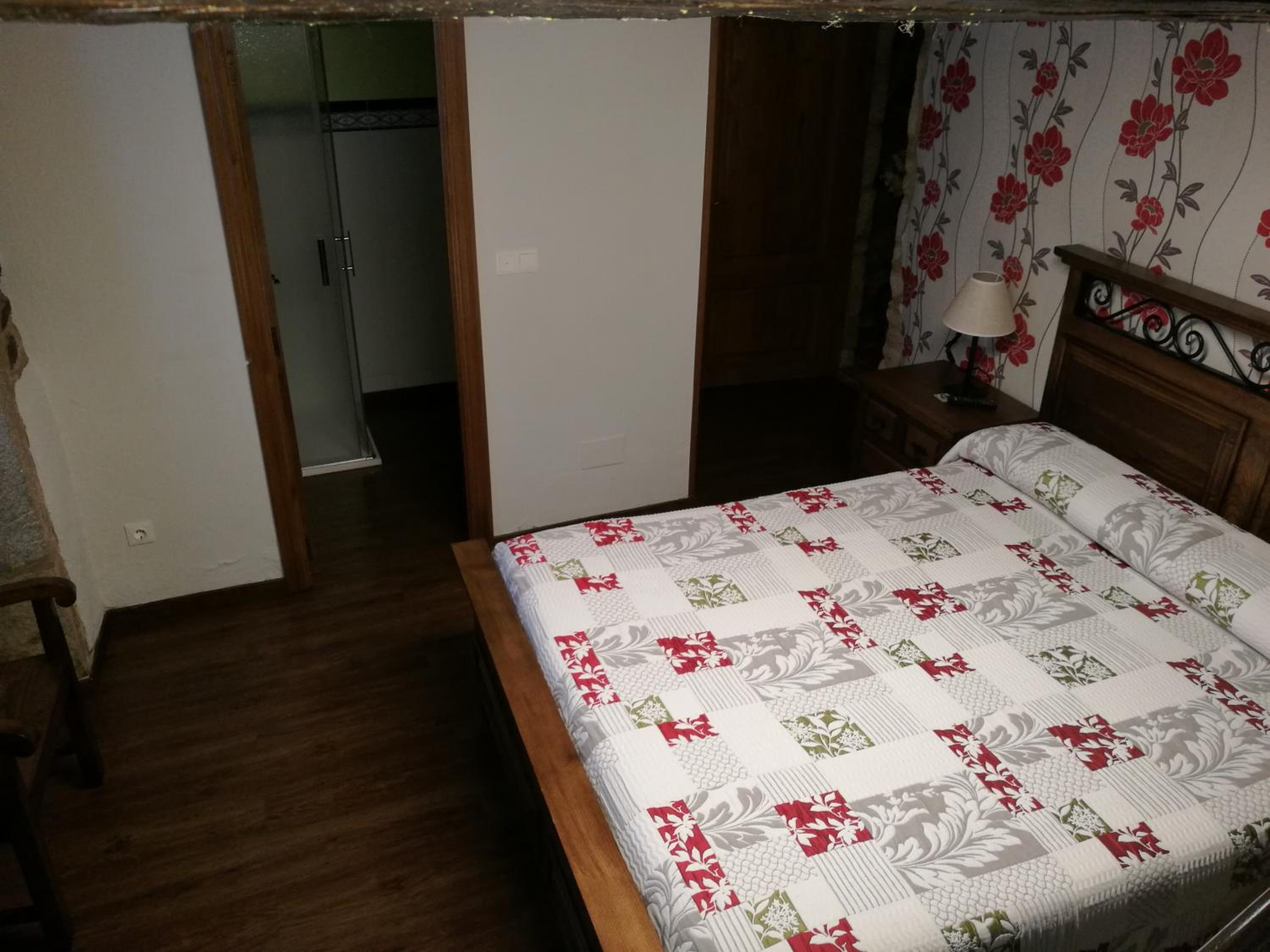 Double Room with Private Bathroom photo 3