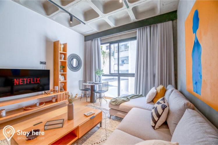 One-Bedroom Apartment - Photo 12