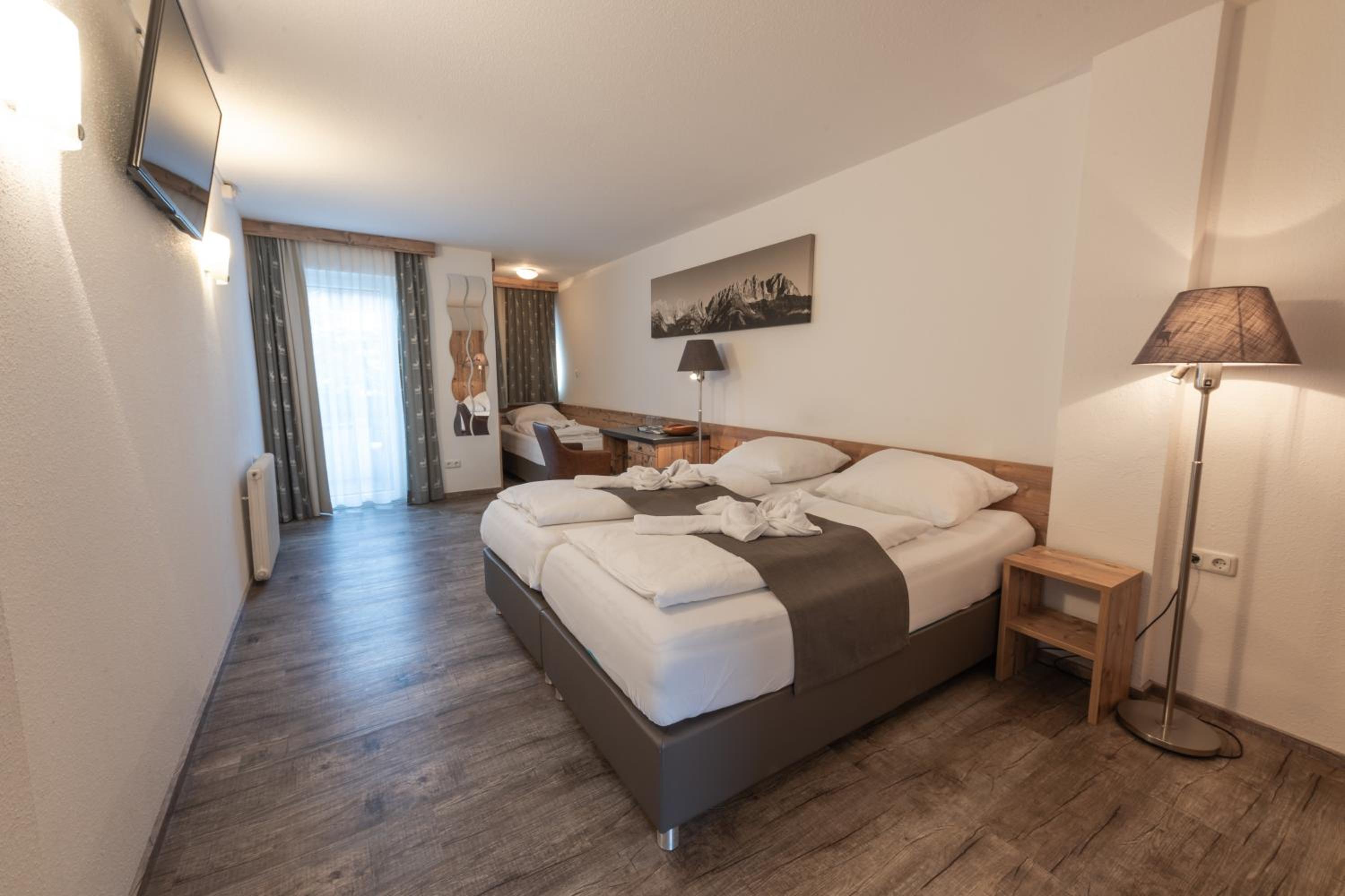 Triple Room with Balcony
