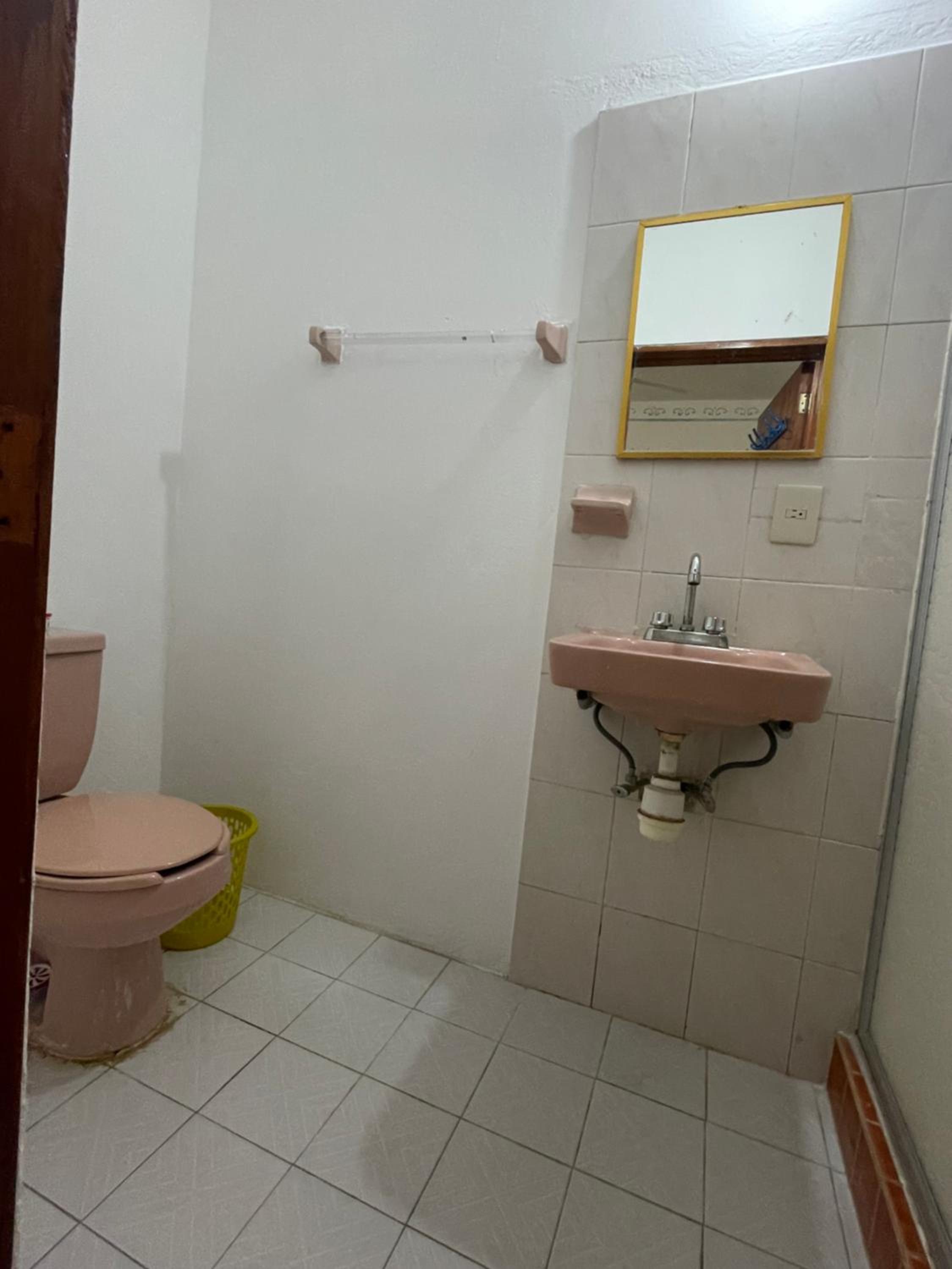 Twin Room - Photo 5