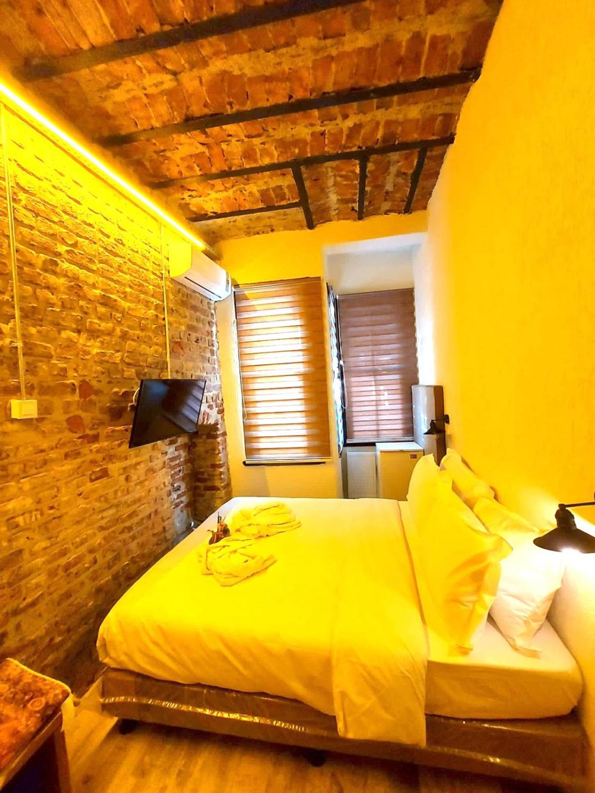 Studio with Sofa Bed photo 1
