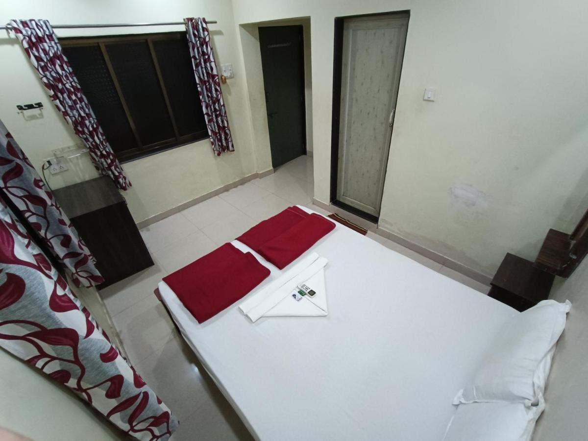 Budget Double Room photo 3