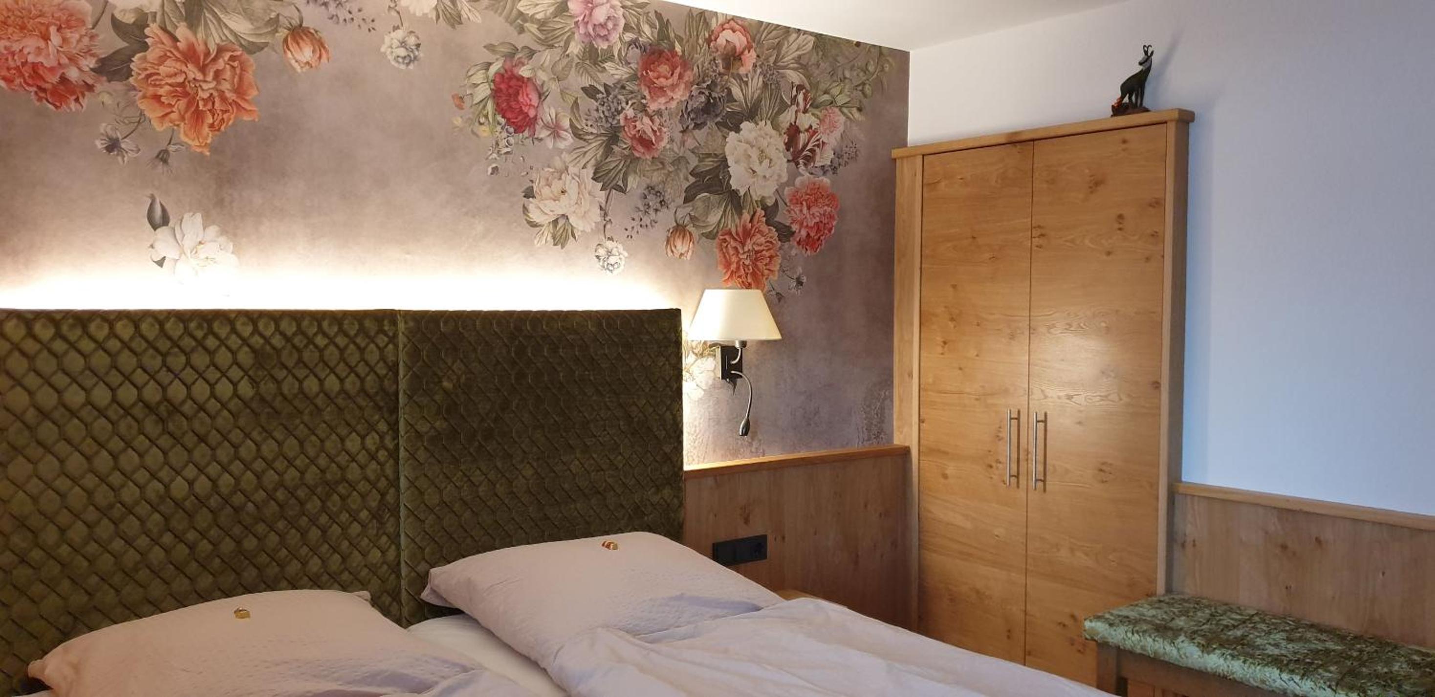 Double Room with Balcony - Photo 1