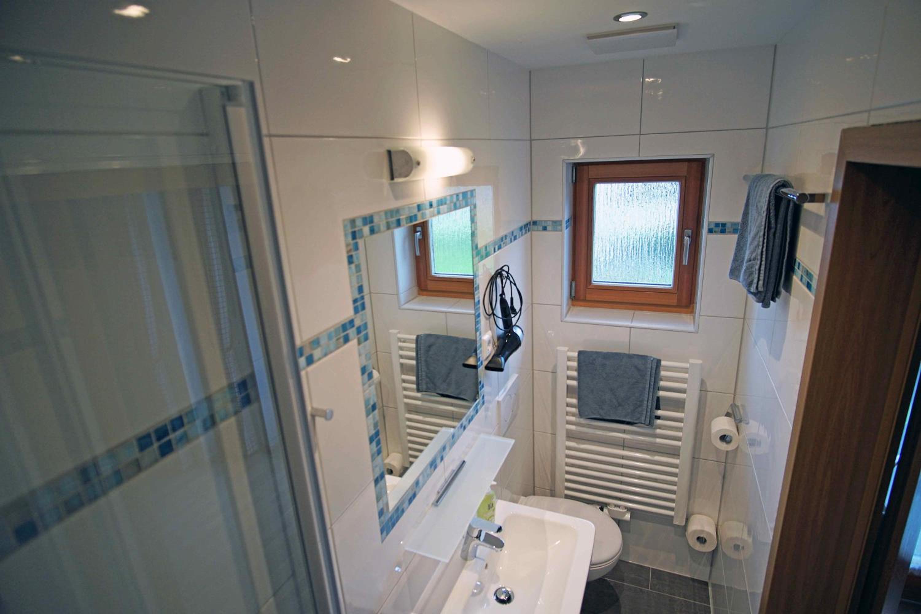 Double Room with Balcony - Photo 19