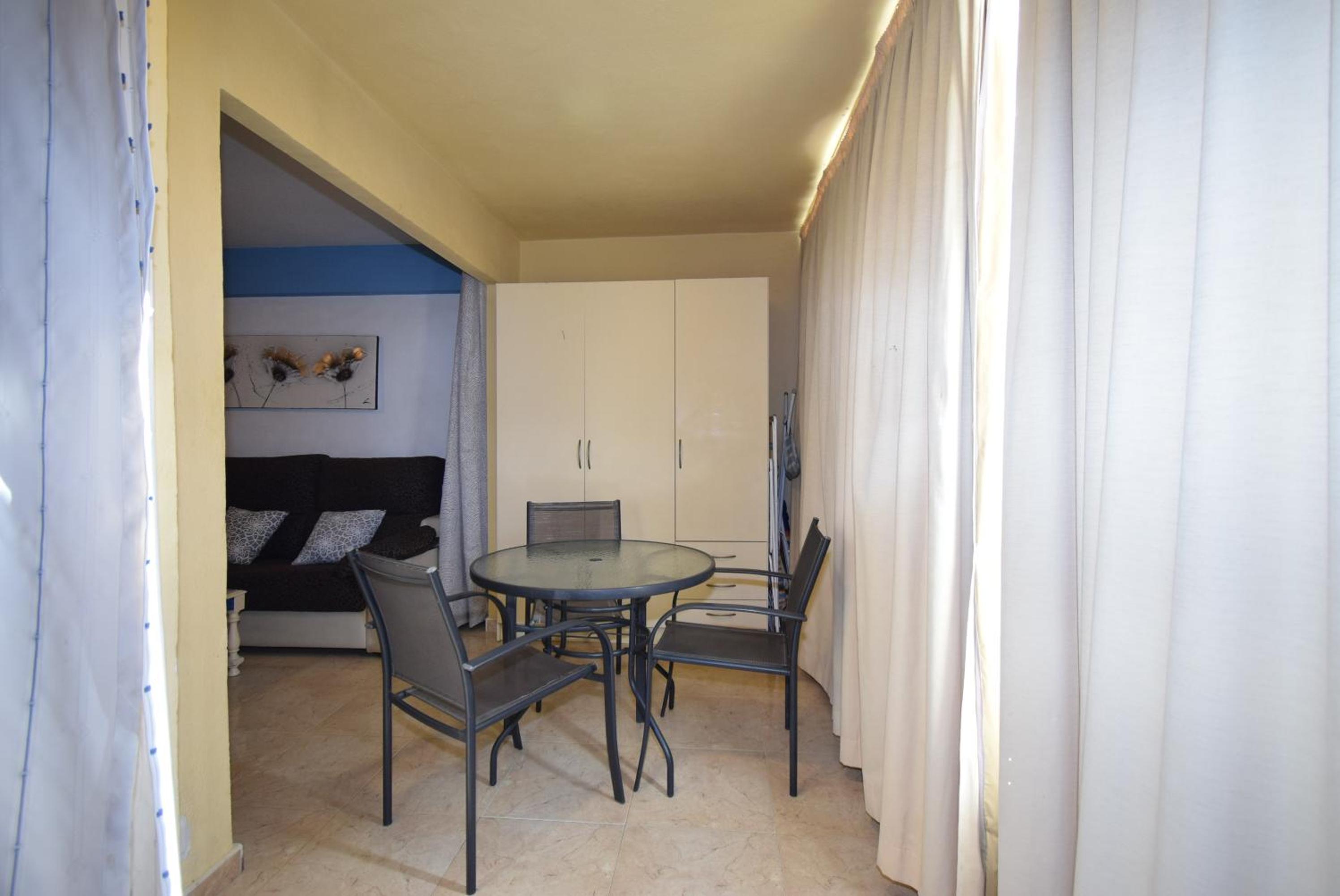 One-Bedroom Apartment - Photo 22