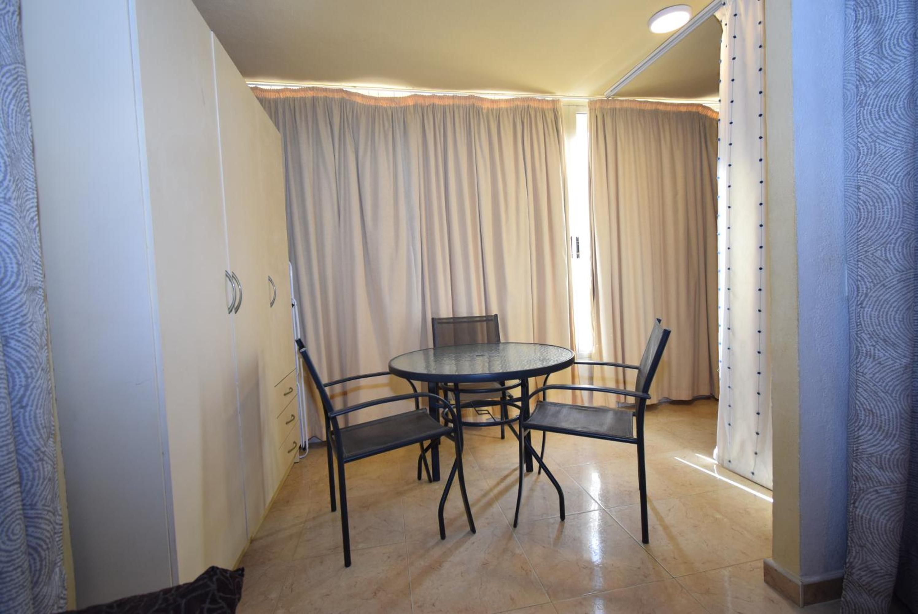 One-Bedroom Apartment - Photo 33