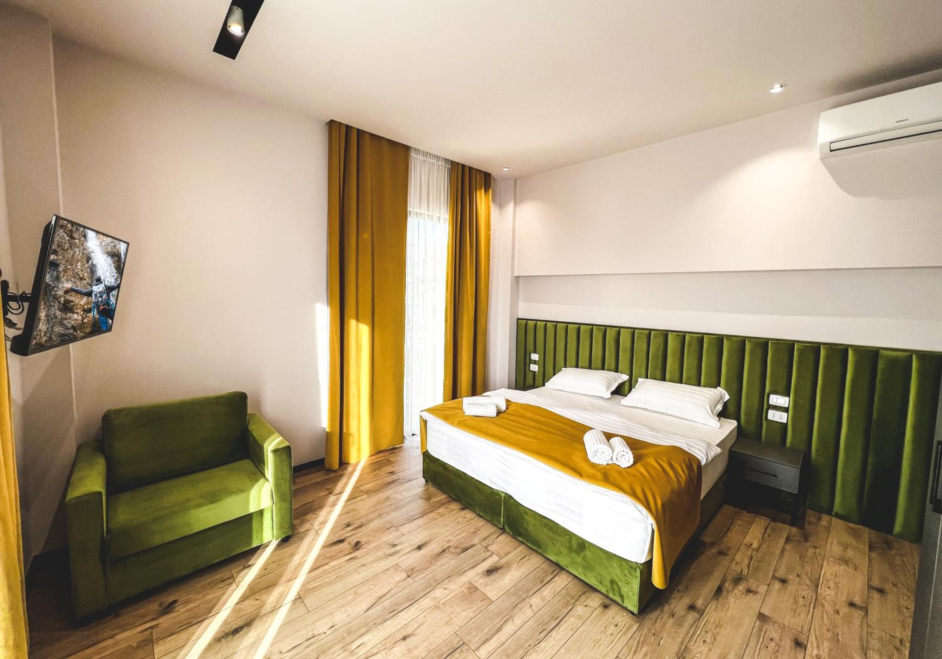Deluxe Double Room photo 2