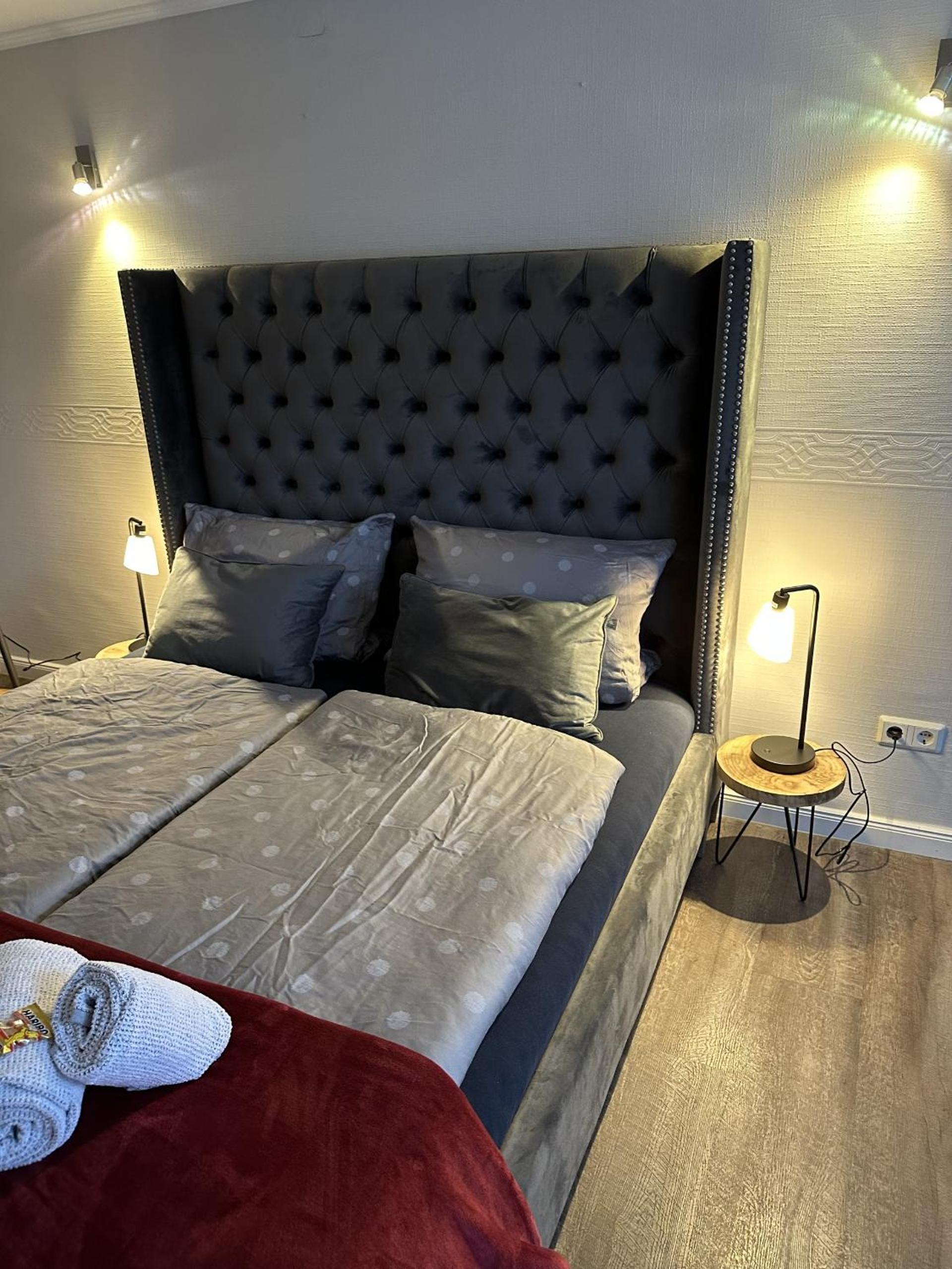 Standard Double Room - Photo 9