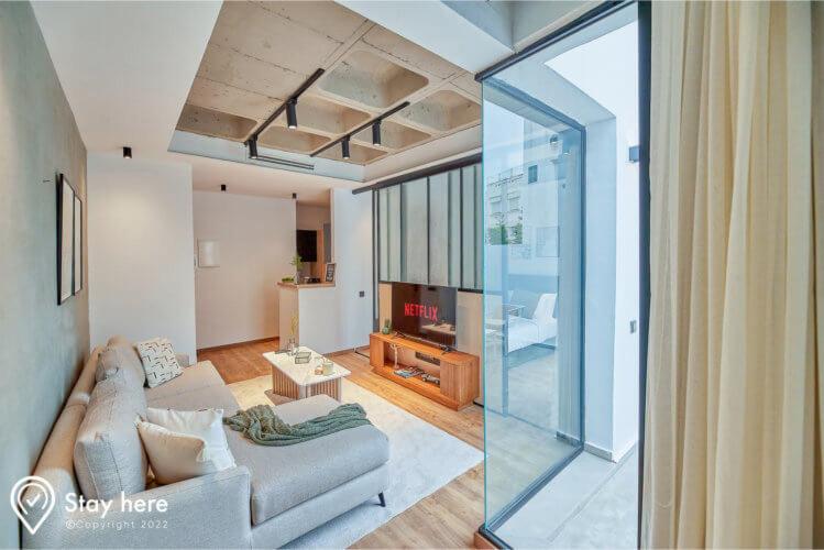 Apartment with Terrace - Photo 1