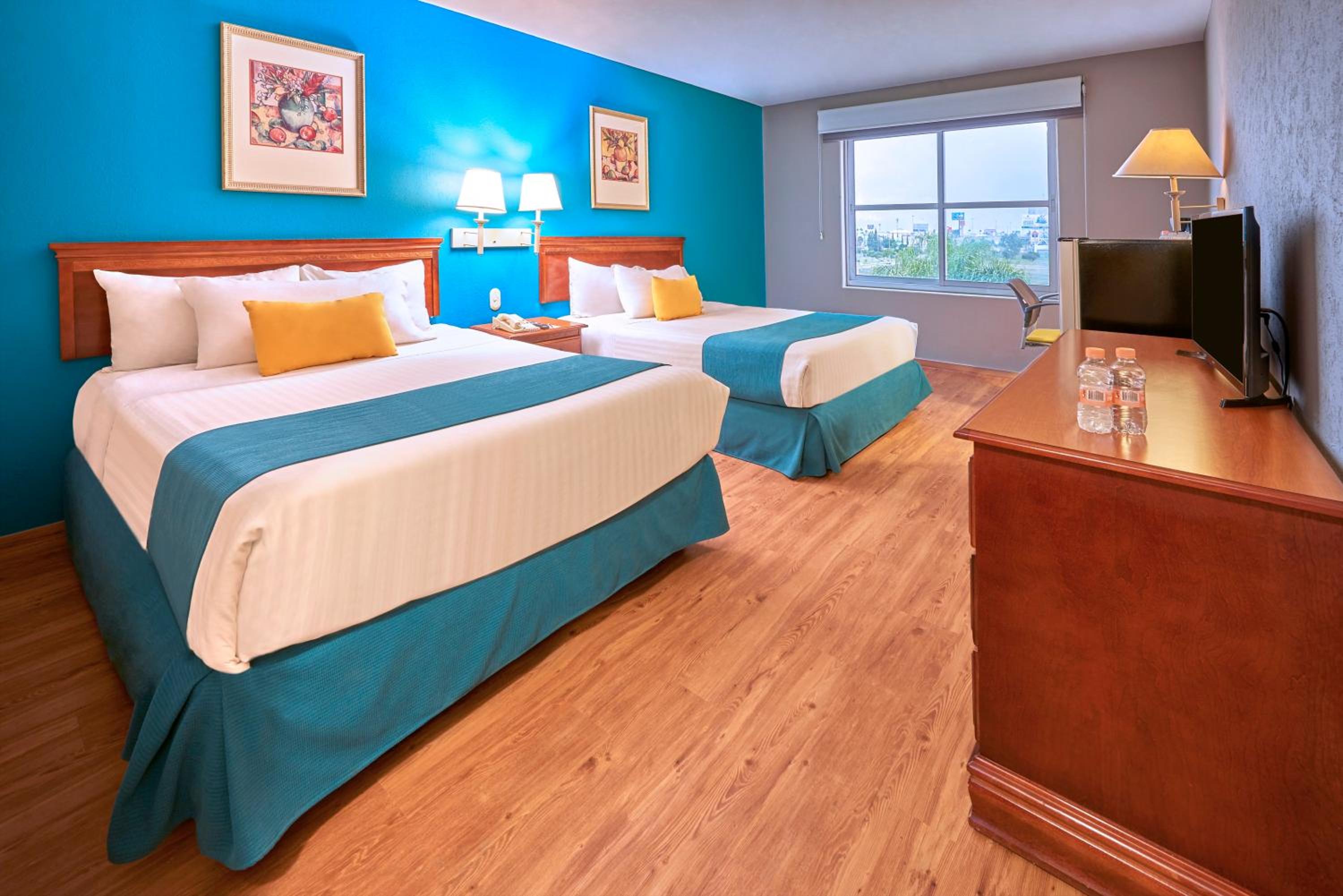 Standard Double Suite