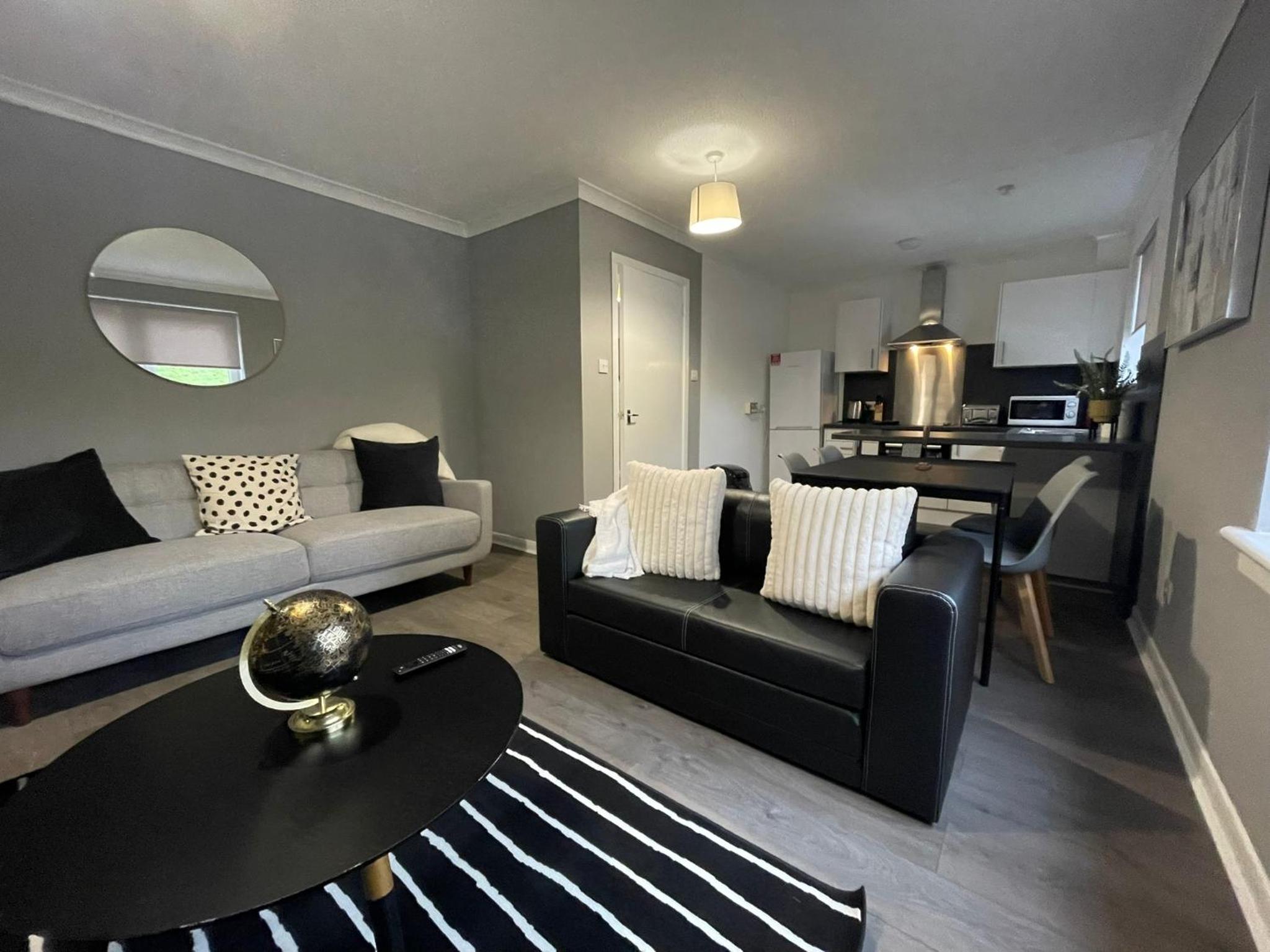 Three-Bedroom House photo 1