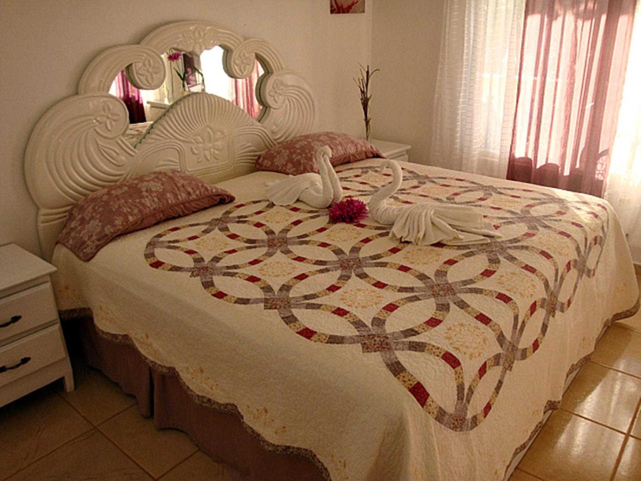 Quadruple Room With Private Bathroom photo 2
