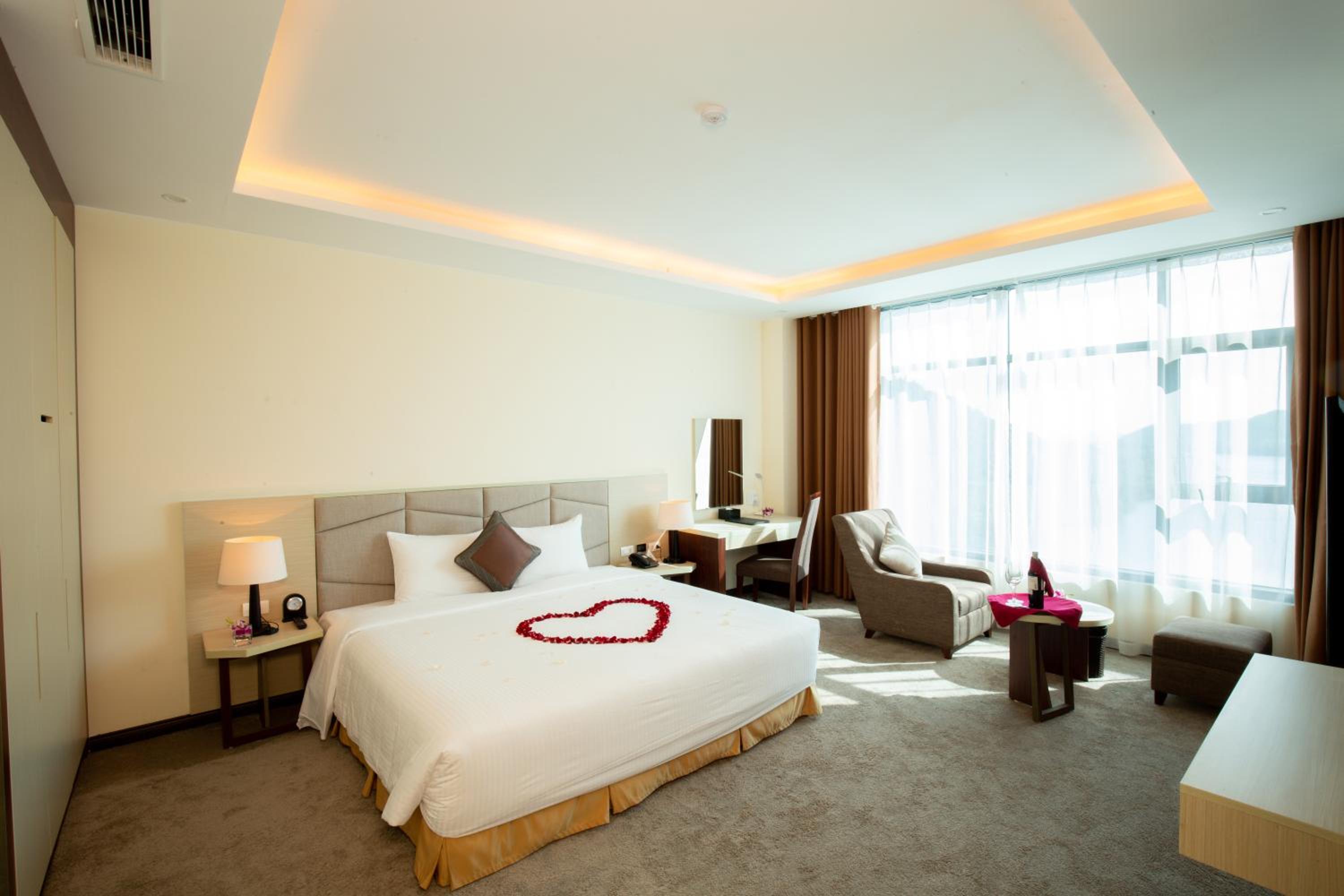 Executive Suite photo 2