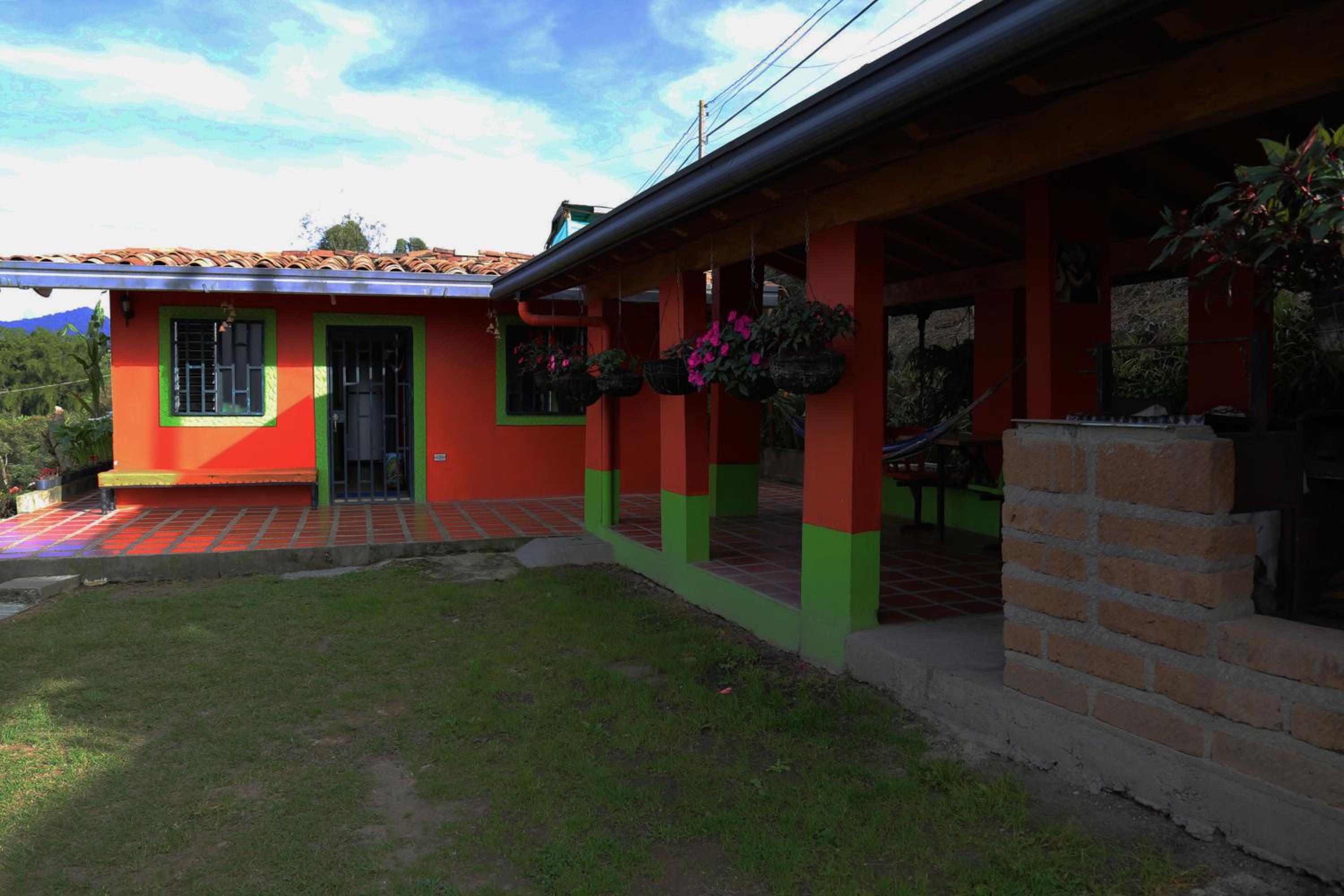 Four-Bedroom House photo 2