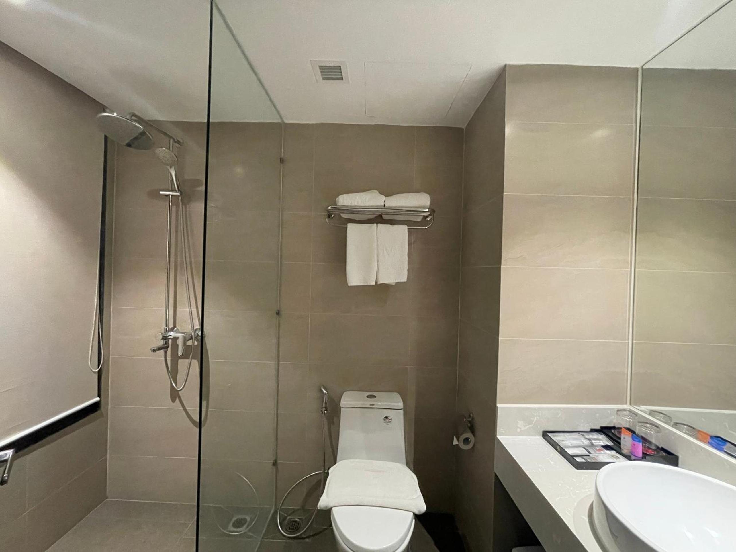 Superior Double or Twin Room photo 2
