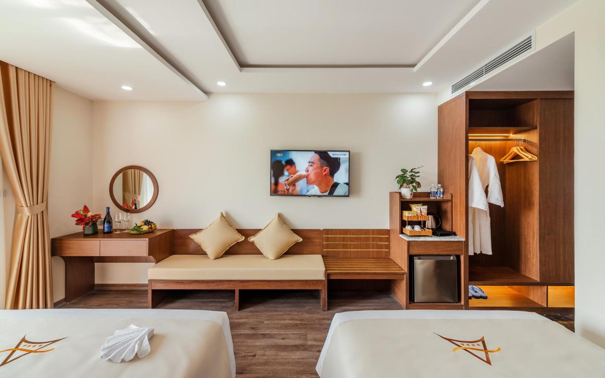 Double or Twin Room with Garden View - Photo 14