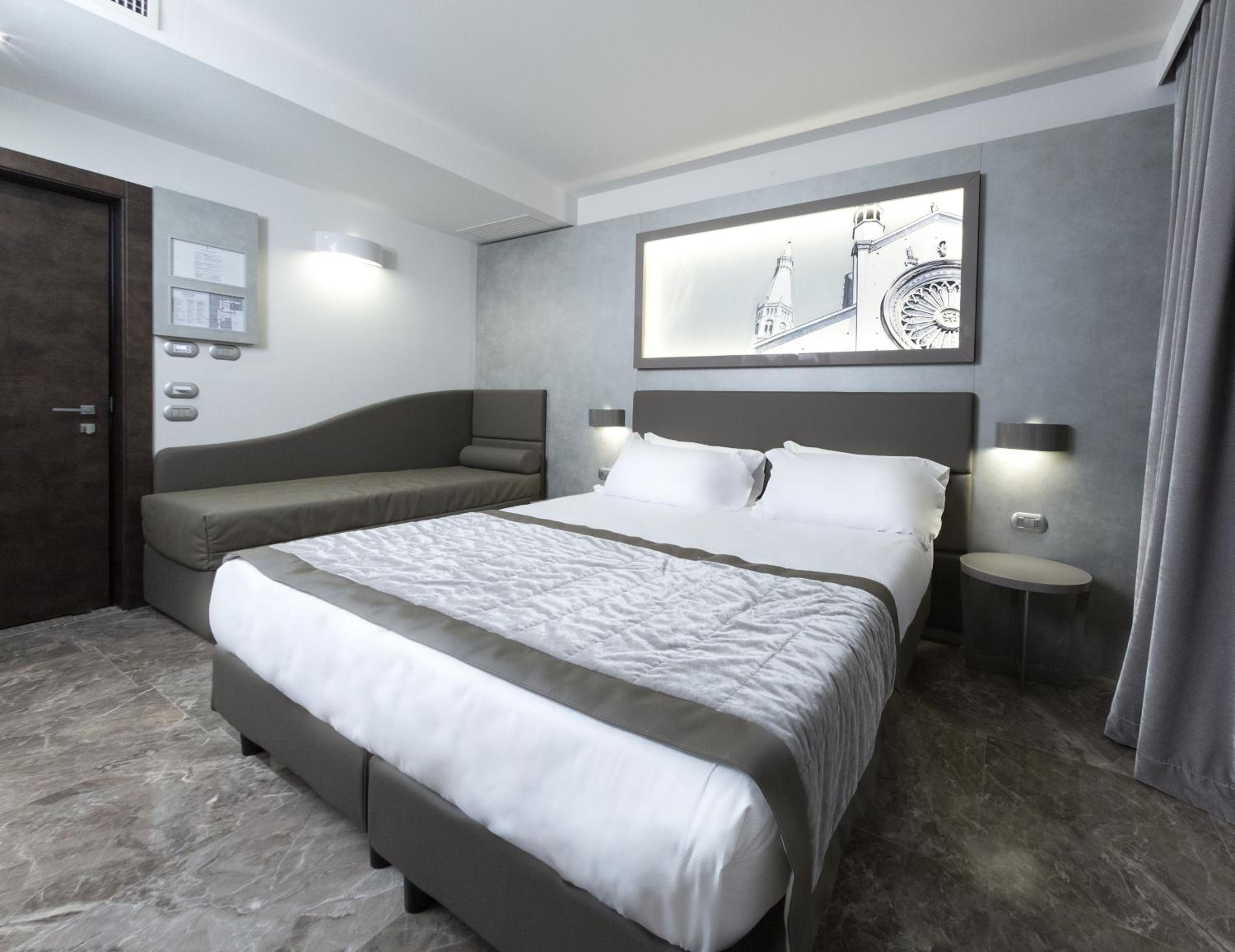 Executive Room - Photo 4