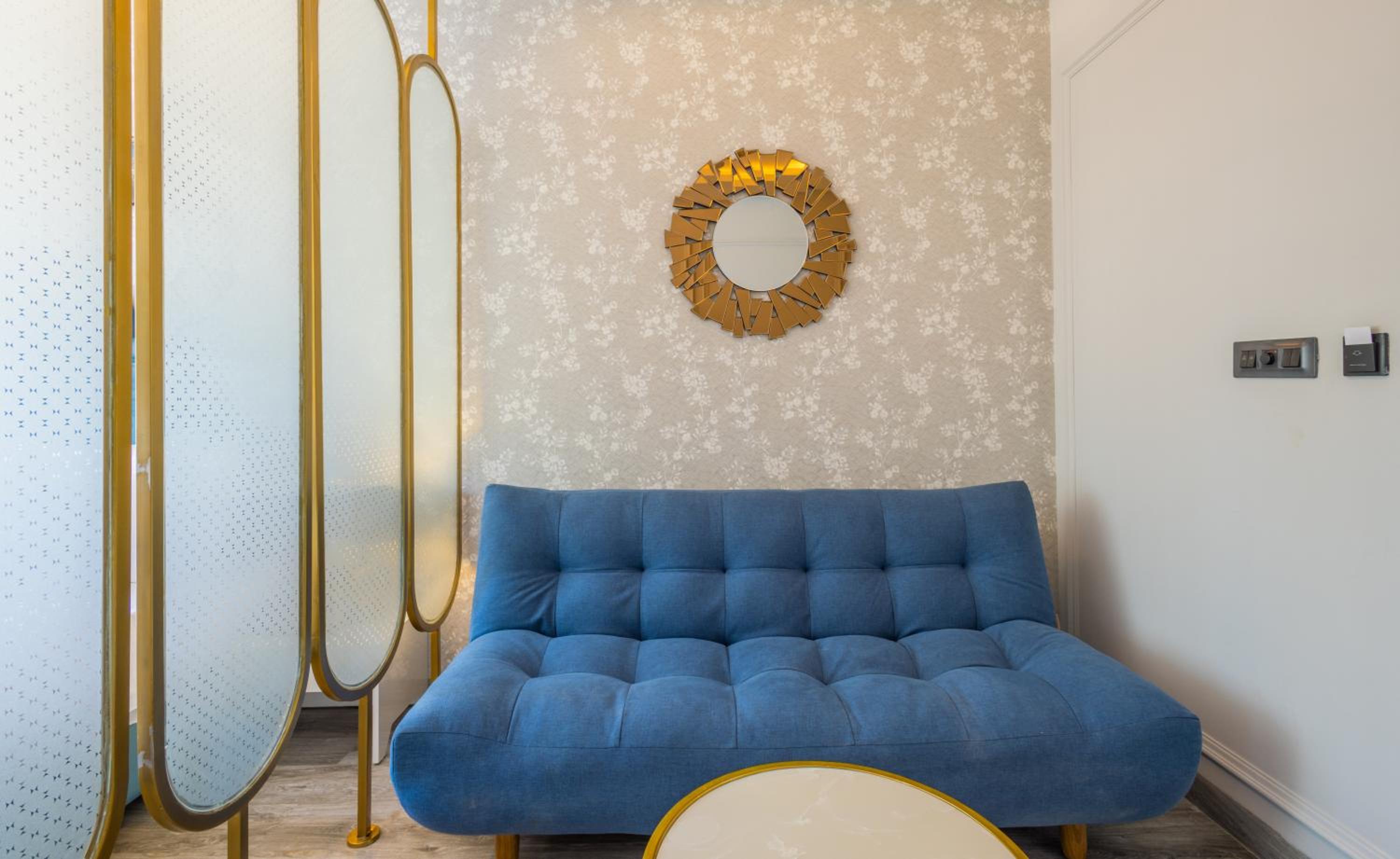 Suite - Photo 6
