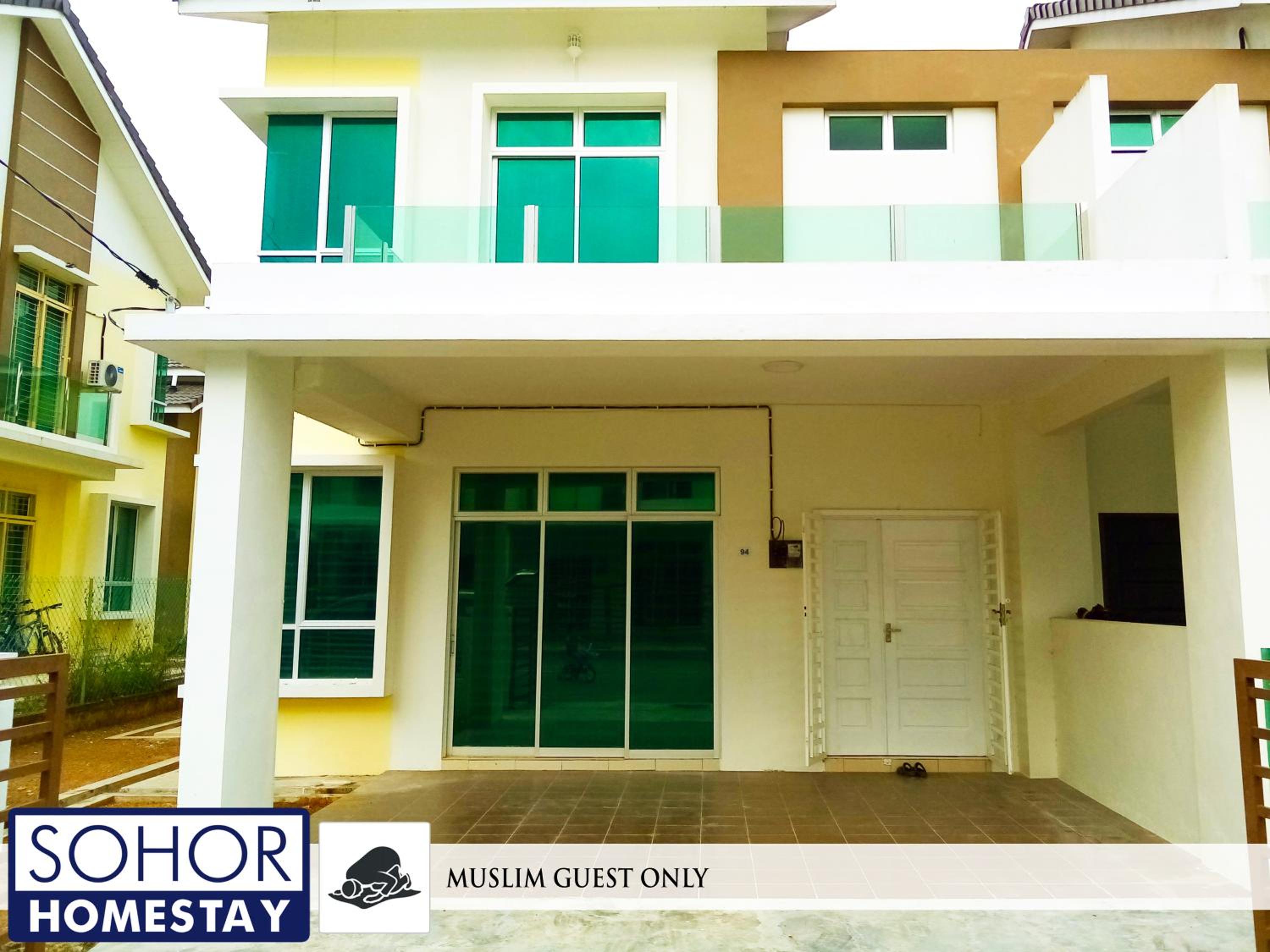 Four-Bedroom House photo 3