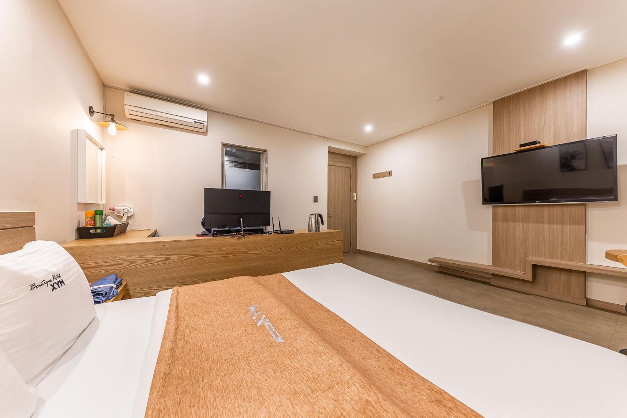 Economy Double Room - Photo 15