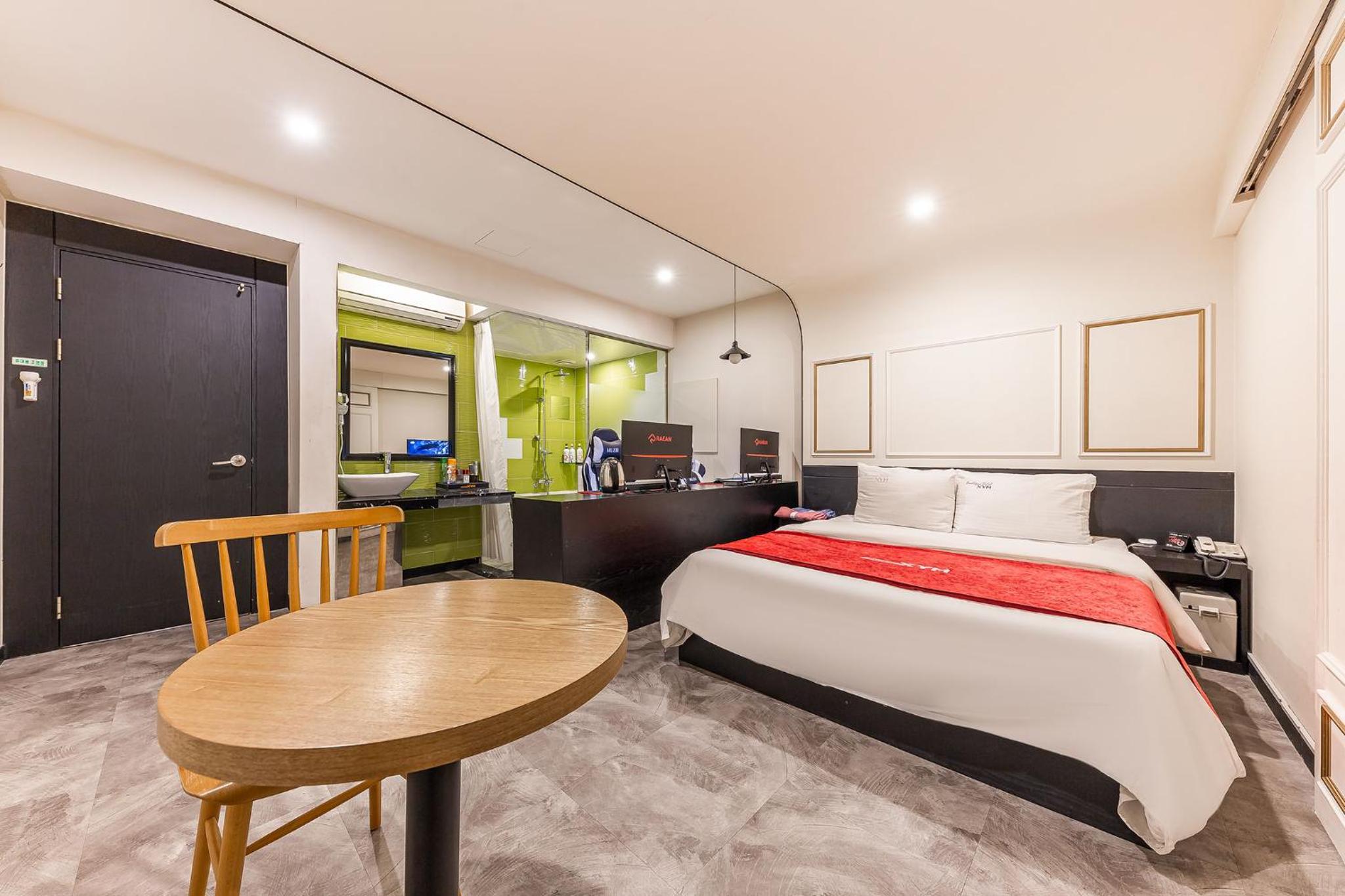 Superior Double Room - Photo 11