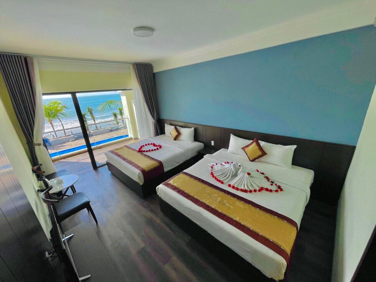 Superior Queen Room with Two Queen Beds