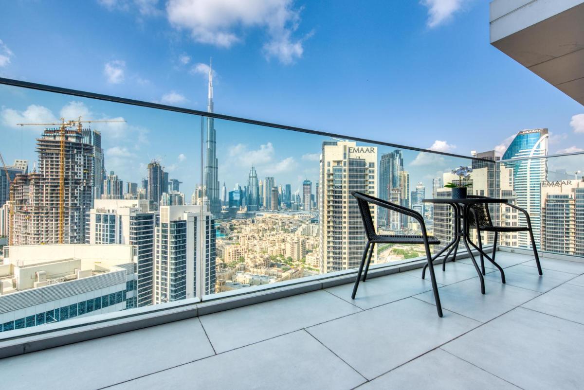 Apartment with Balcony