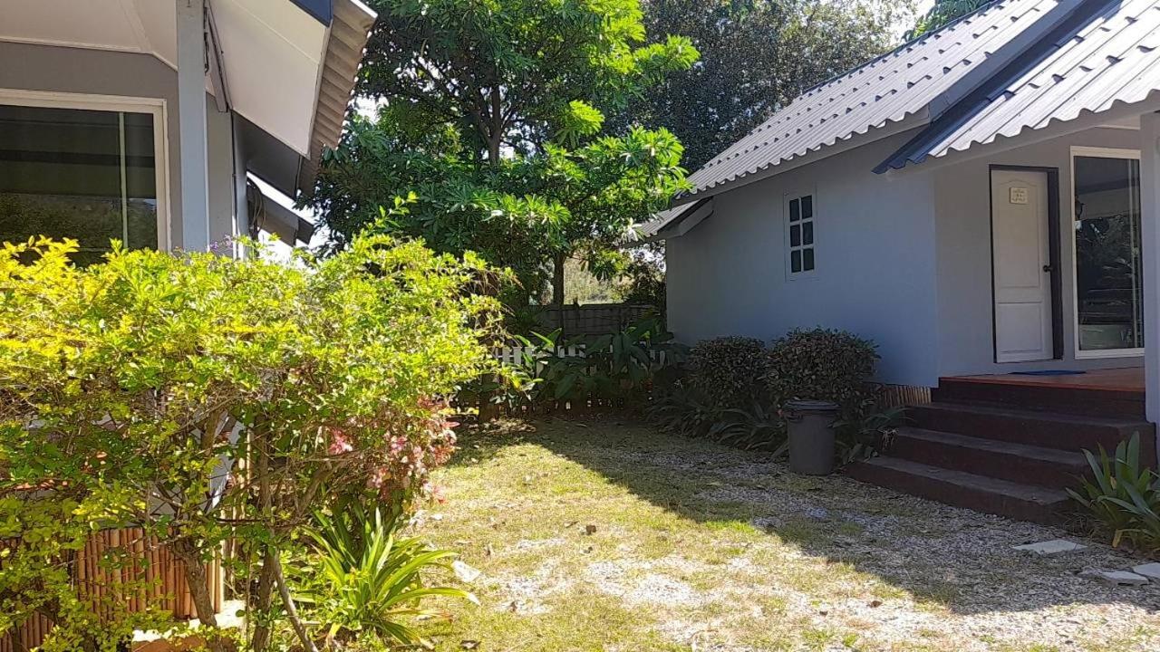 One-Bedroom Bungalow photo 2